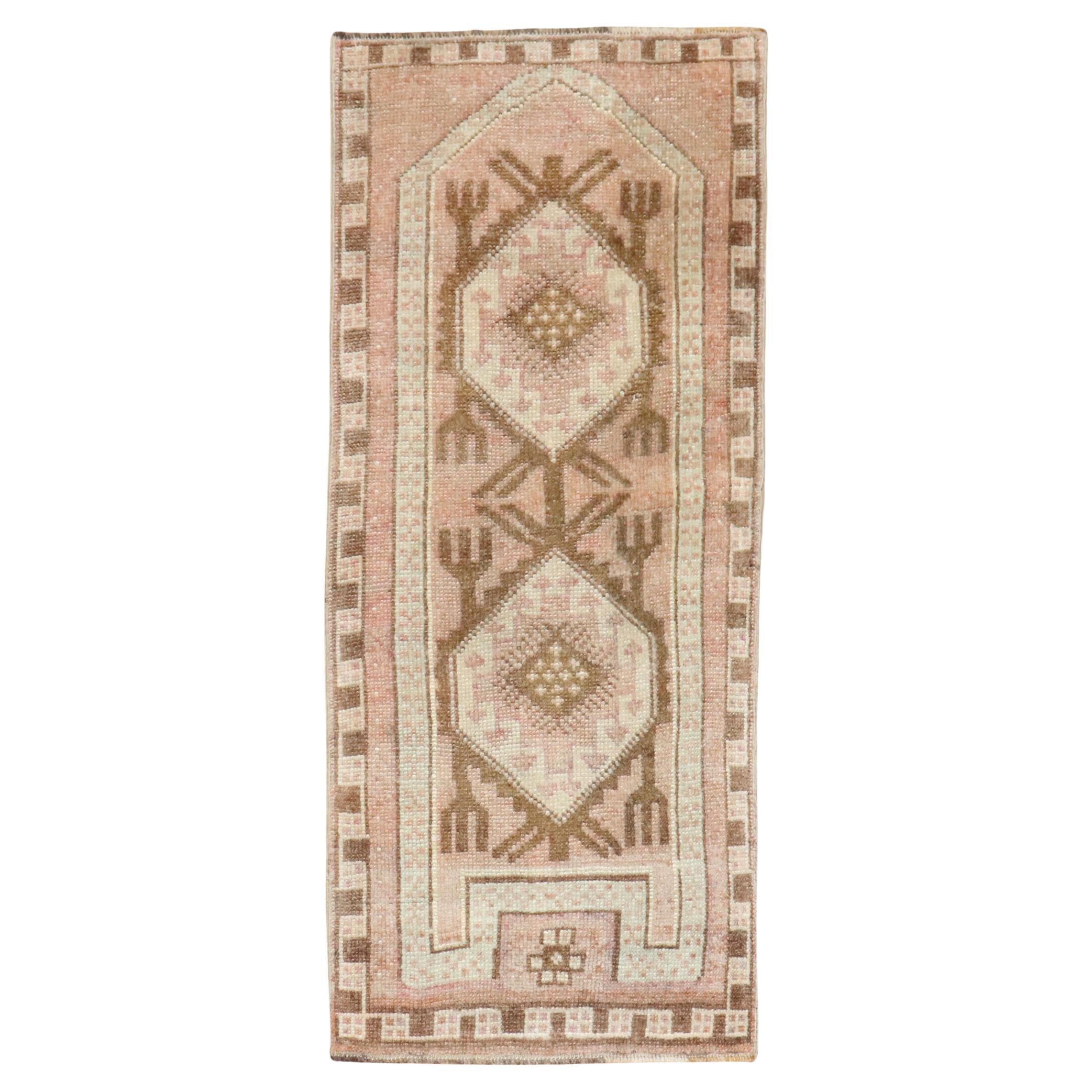 Collection S Vintage By Anatolian Tribal Small Runner (Chemin de table) en vente