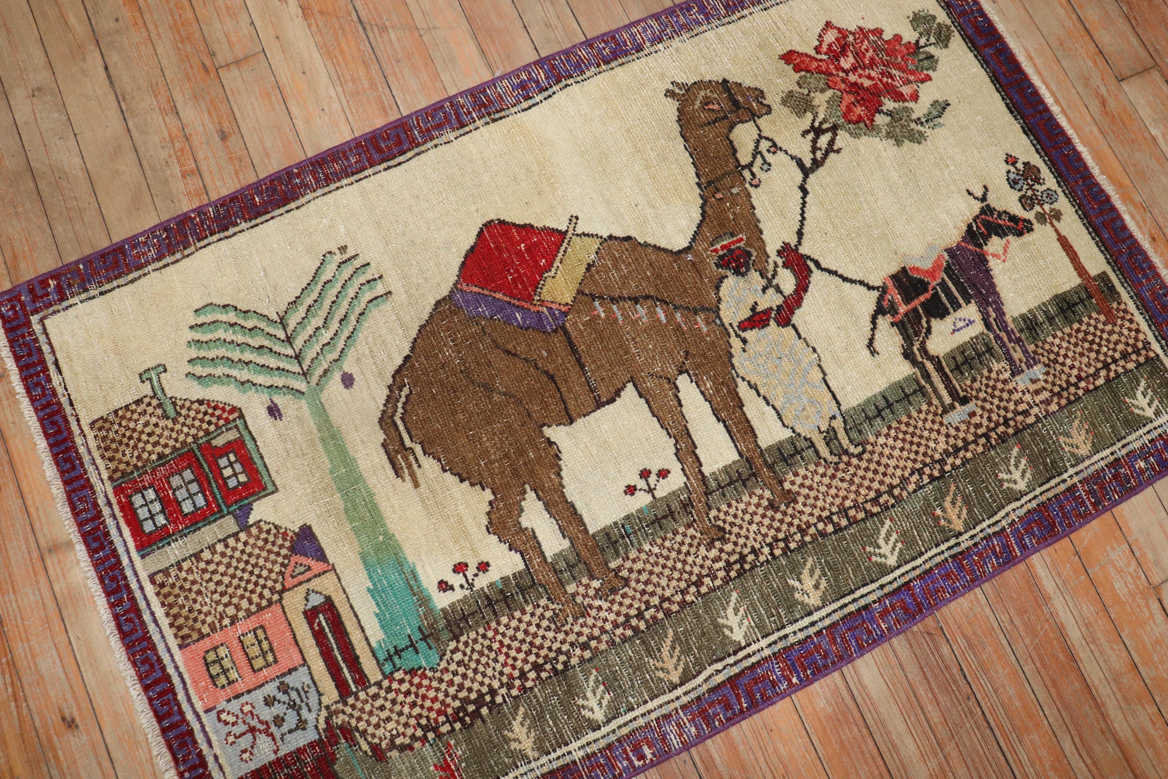 Zabihi Collection Vintage Türkisch Kamel Esel Teppich (Volkskunst) im Angebot