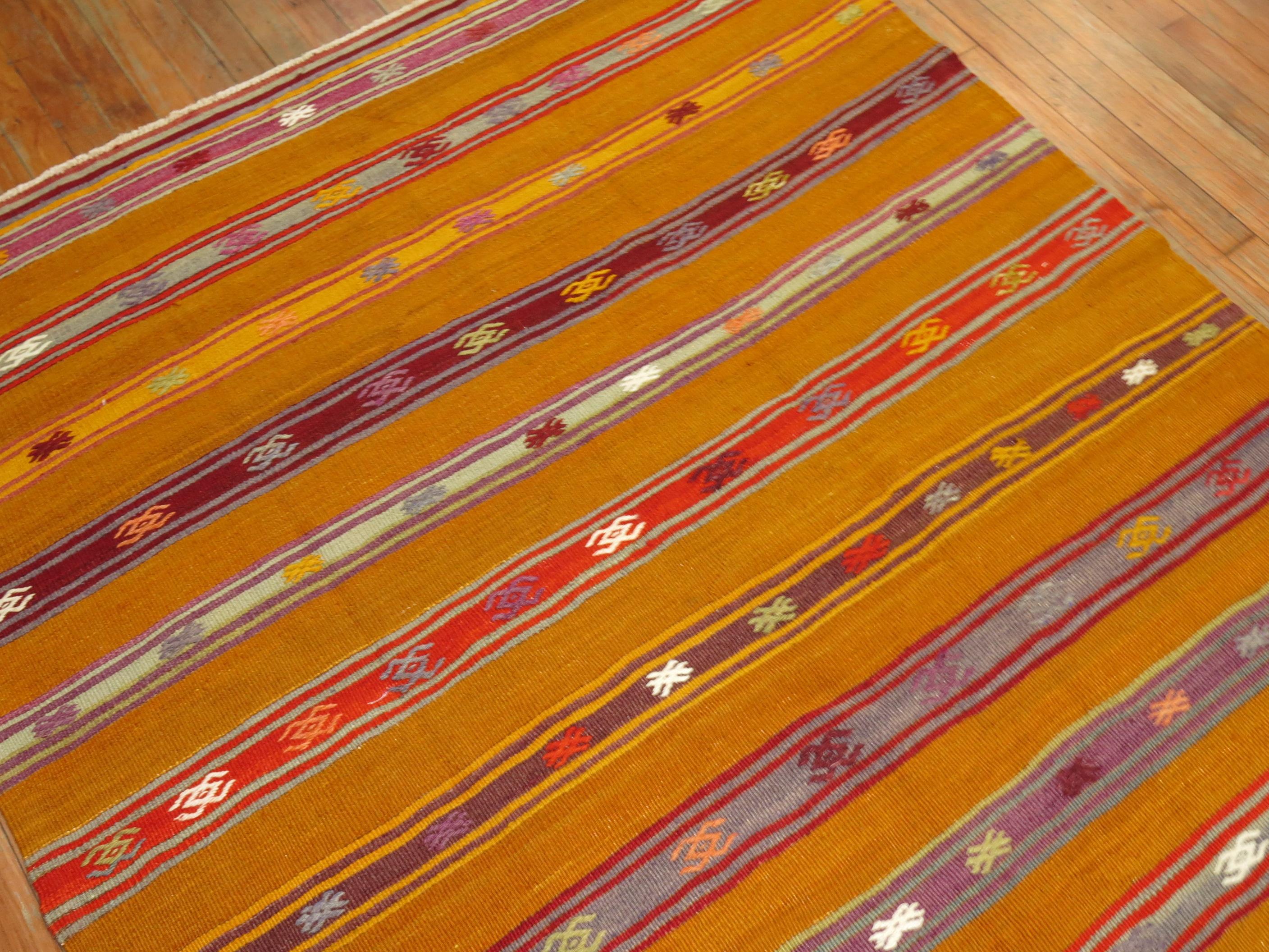 Colorful mid-20th century Turkish accent size kilim

4'10' x 7'