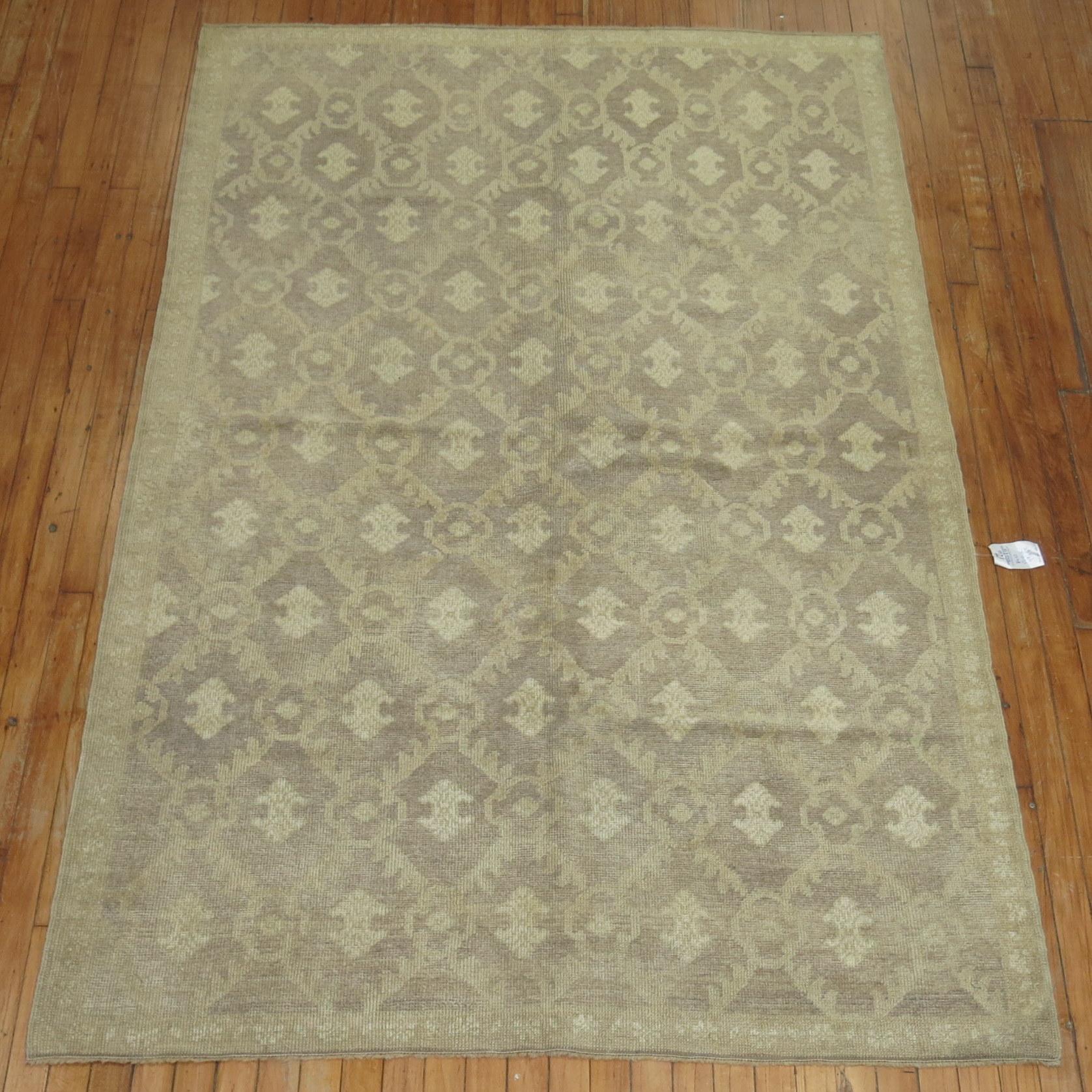 Zabihi Kollektion Vintage Türkischer Konya Dekorativer Vintage-Teppich (Moderne der Mitte des Jahrhunderts) im Angebot