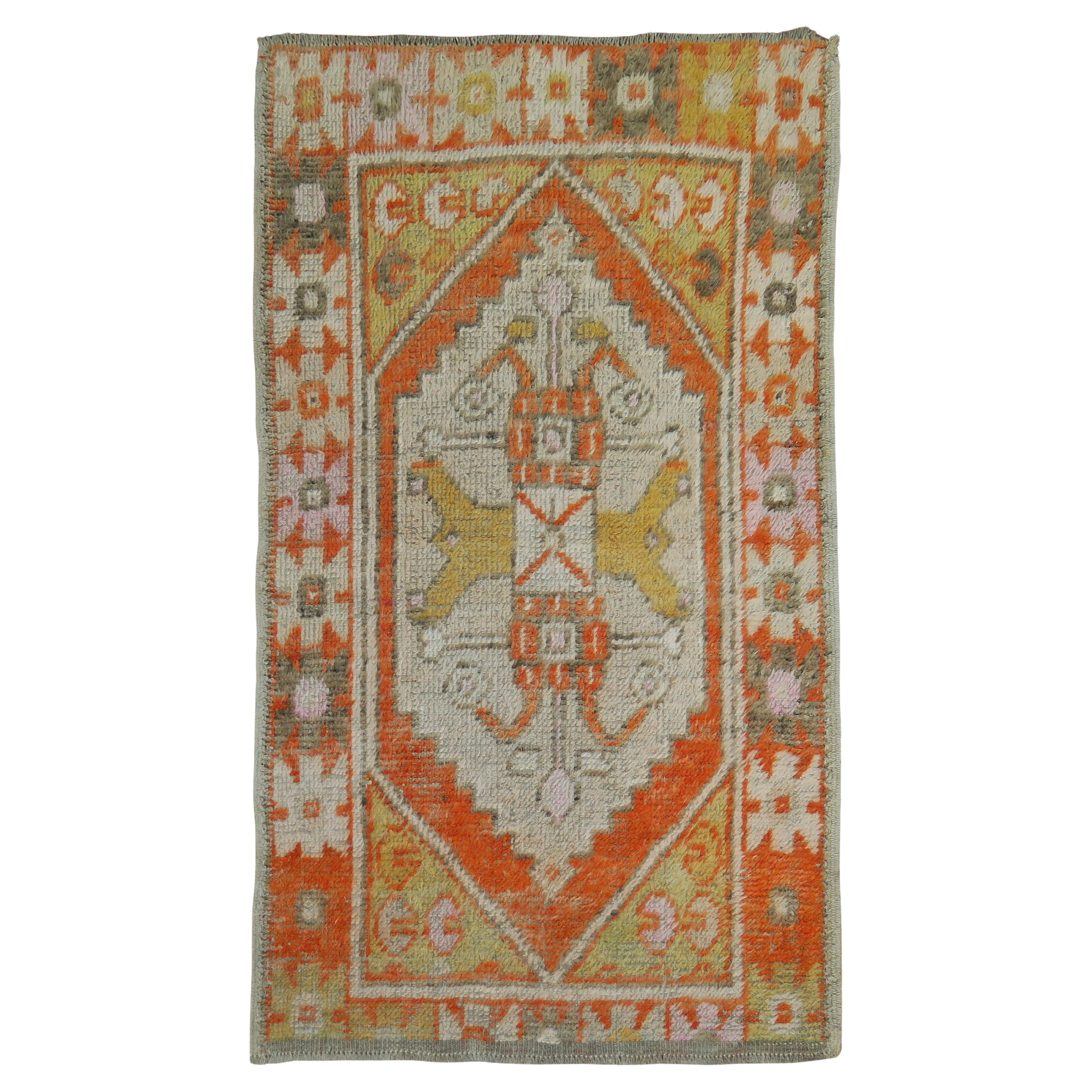 Tappeto Zabihi Collection'S Vintage Turco Arancione Anatolico Piccolo in vendita