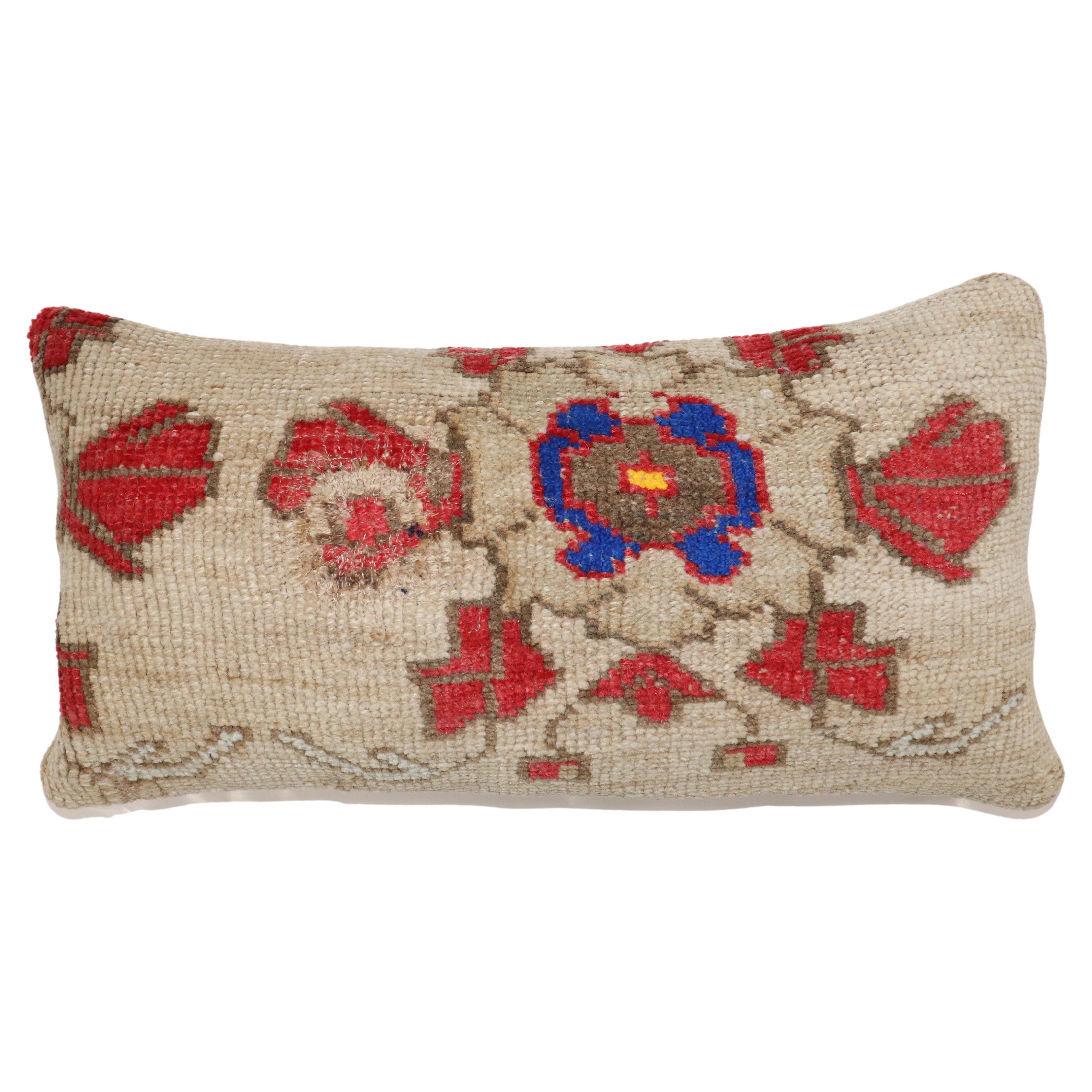 Zabihi Kollektion Vintage Türkischer Teppich Kissen im Angebot