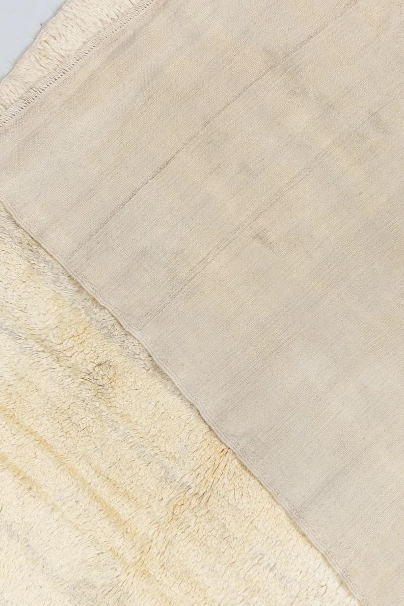 20ième siècle The Collective Tapis turc vintage en mohair de Zabihi Collection en vente