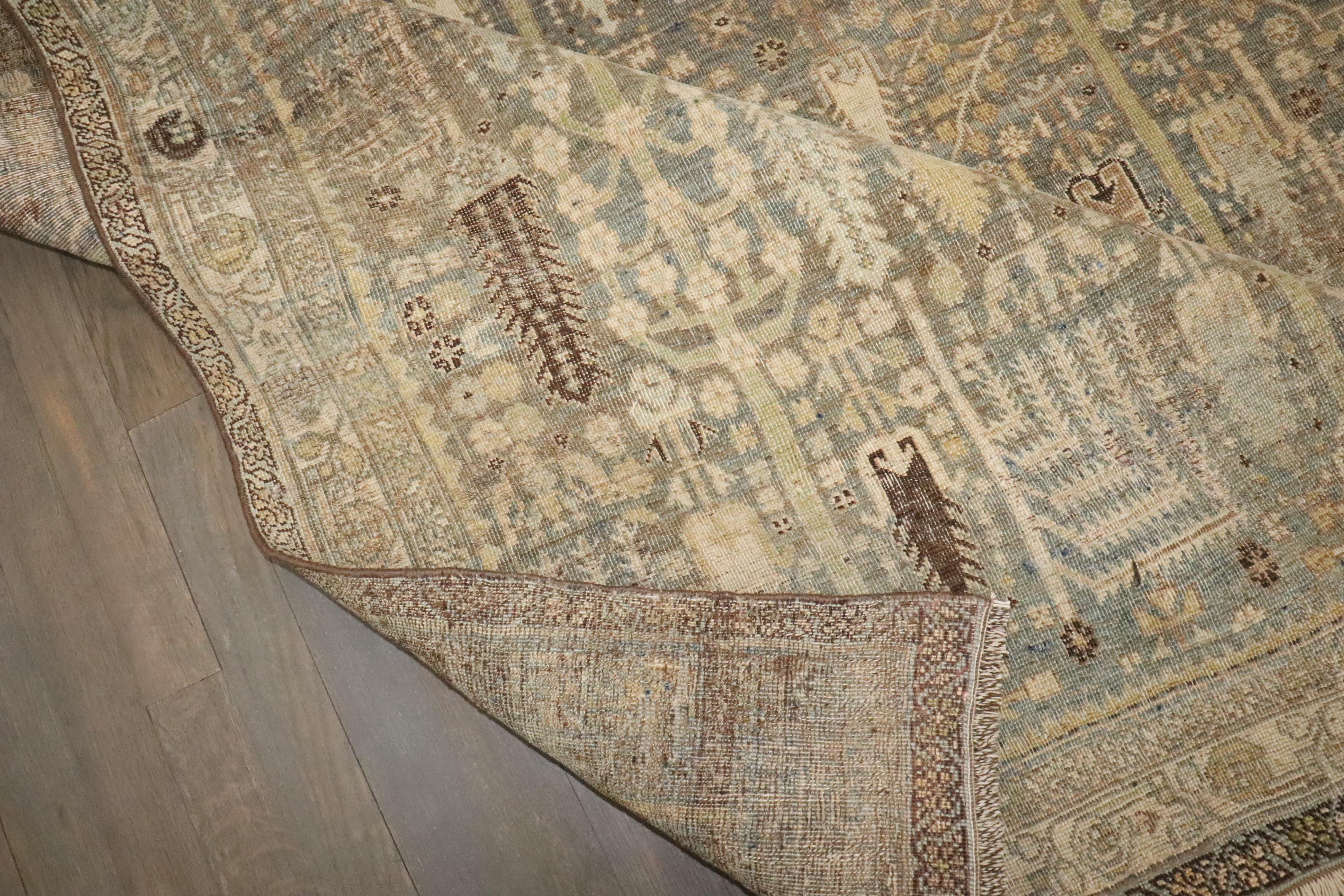 Zabihi Collection Weeping Willow Tree Antiker Bidjar Akzentteppich im Angebot 2