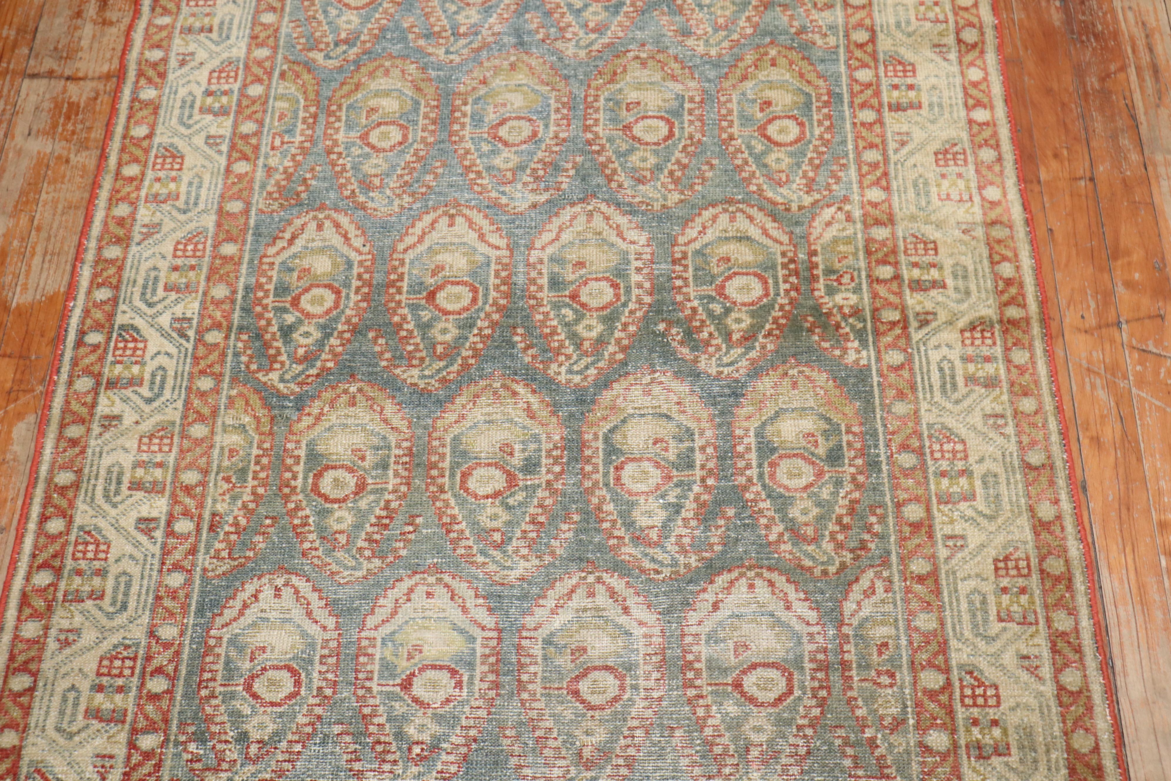 Zabihi Collection Ancho Largo Persa Malayer Paisley Traves de Mesa siglo XX en venta
