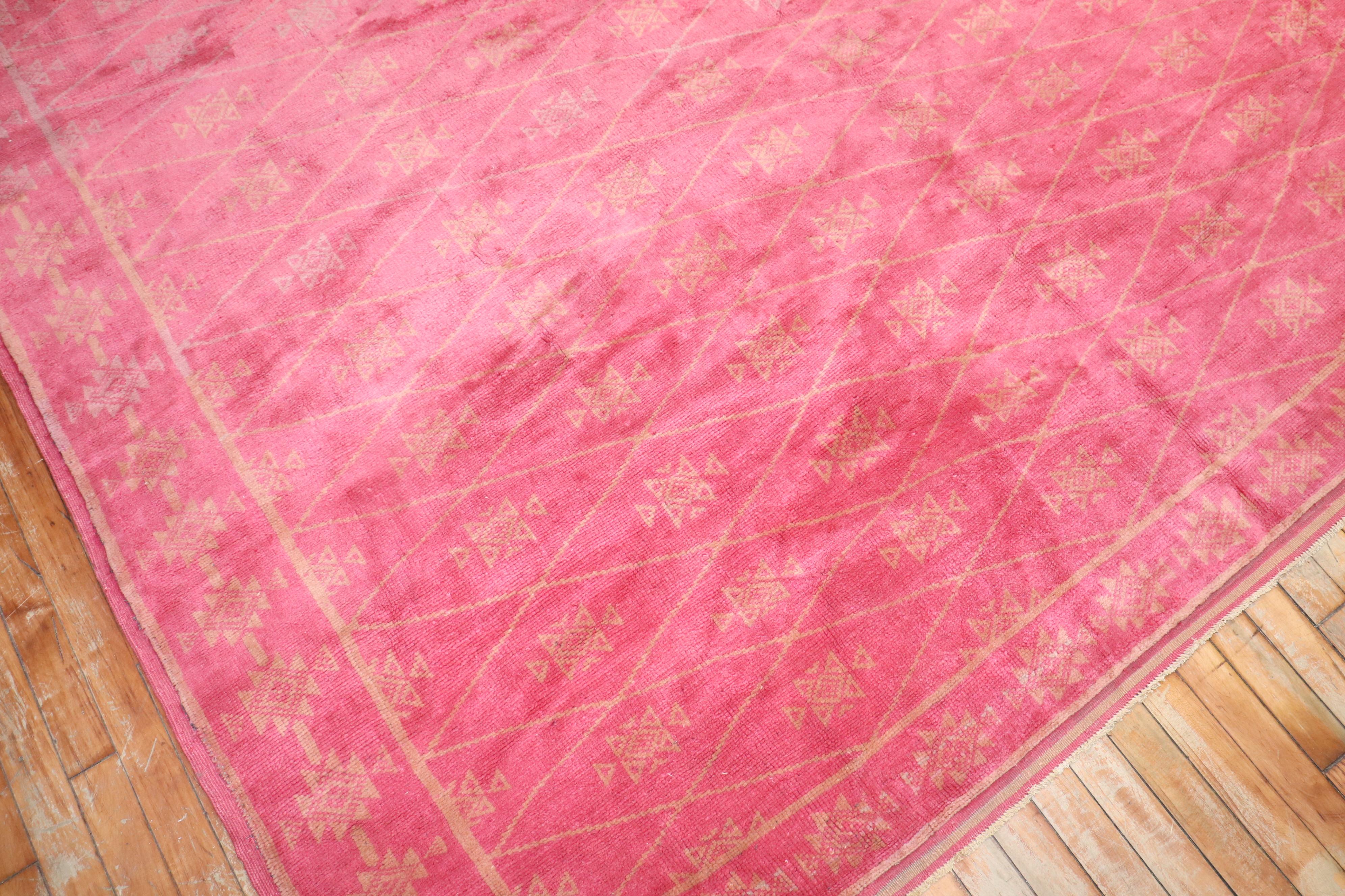 Tapis afghan surdimensionné rose sauvage collection Zabihi en vente 4