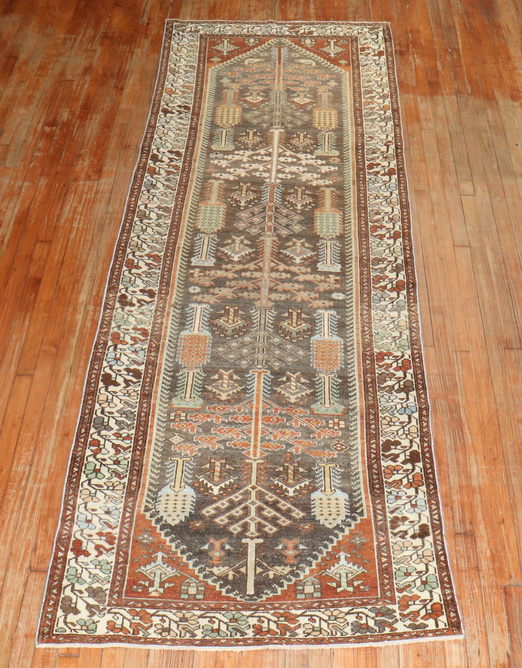 20ième siècle Zabihi Collection Chemin de table Willow Tree Persian Kurd Bakhtiari en vente