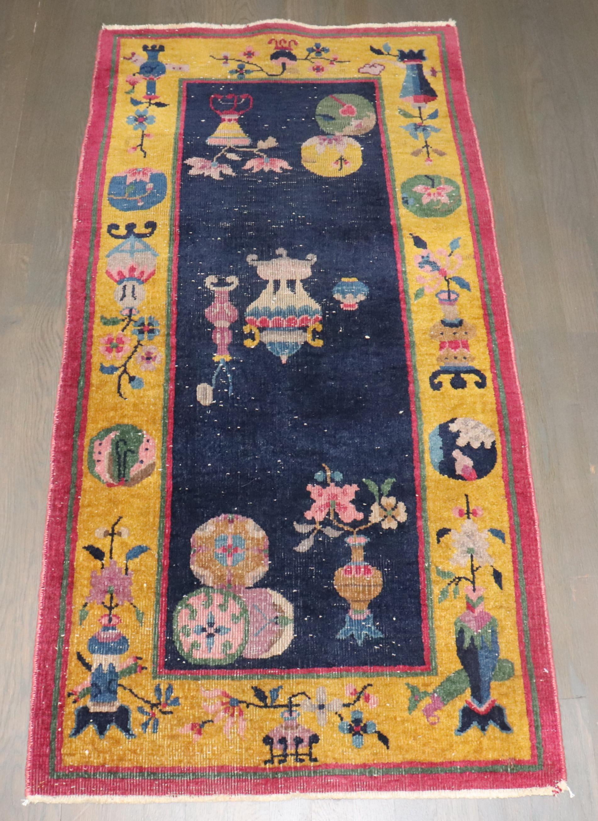 Noué à la main Collection Sal, tapis chinois usé de style Art Déco en vente