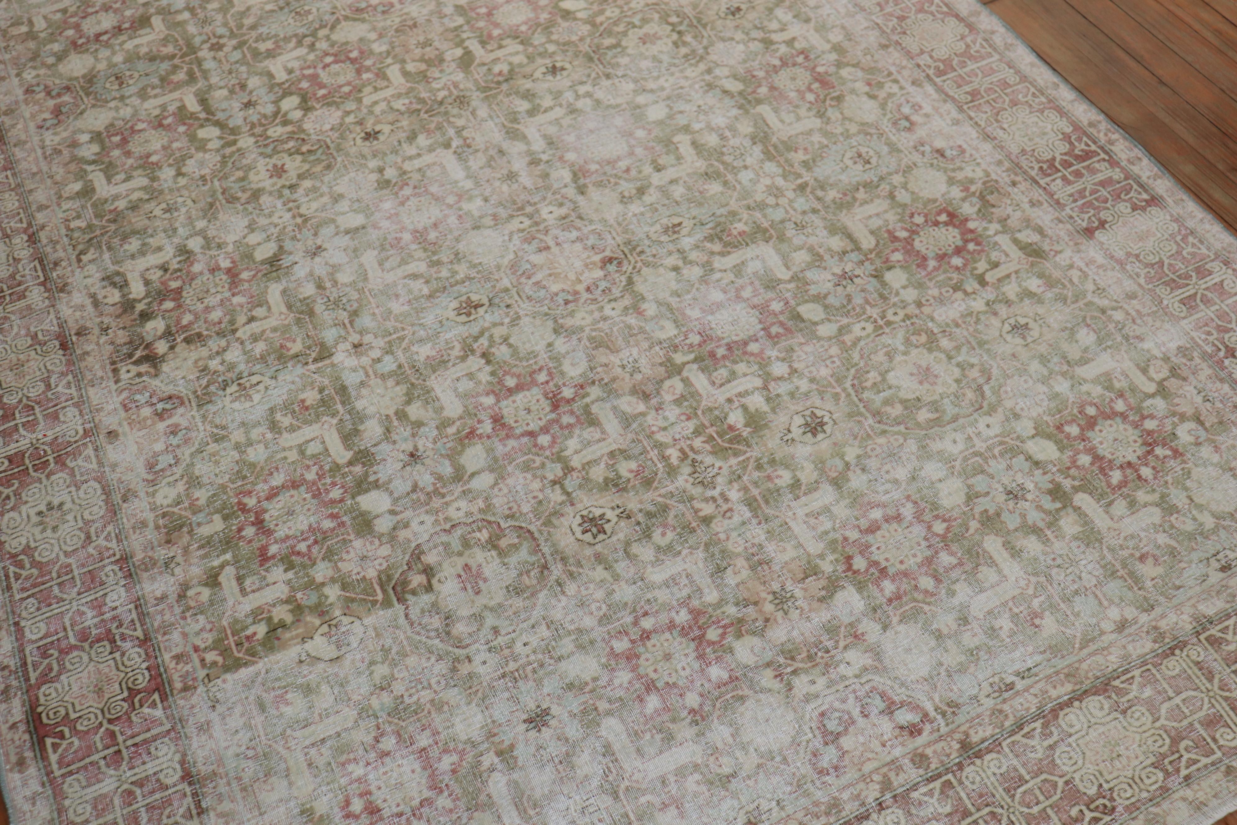 Colección Zabihi Alfombra Hereke Turca Verde Desgastada siglo XIX en venta