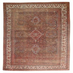 Zabihi Kollektion getragener persischer großer quadratischer Stammes- Shiraz-Teppich
