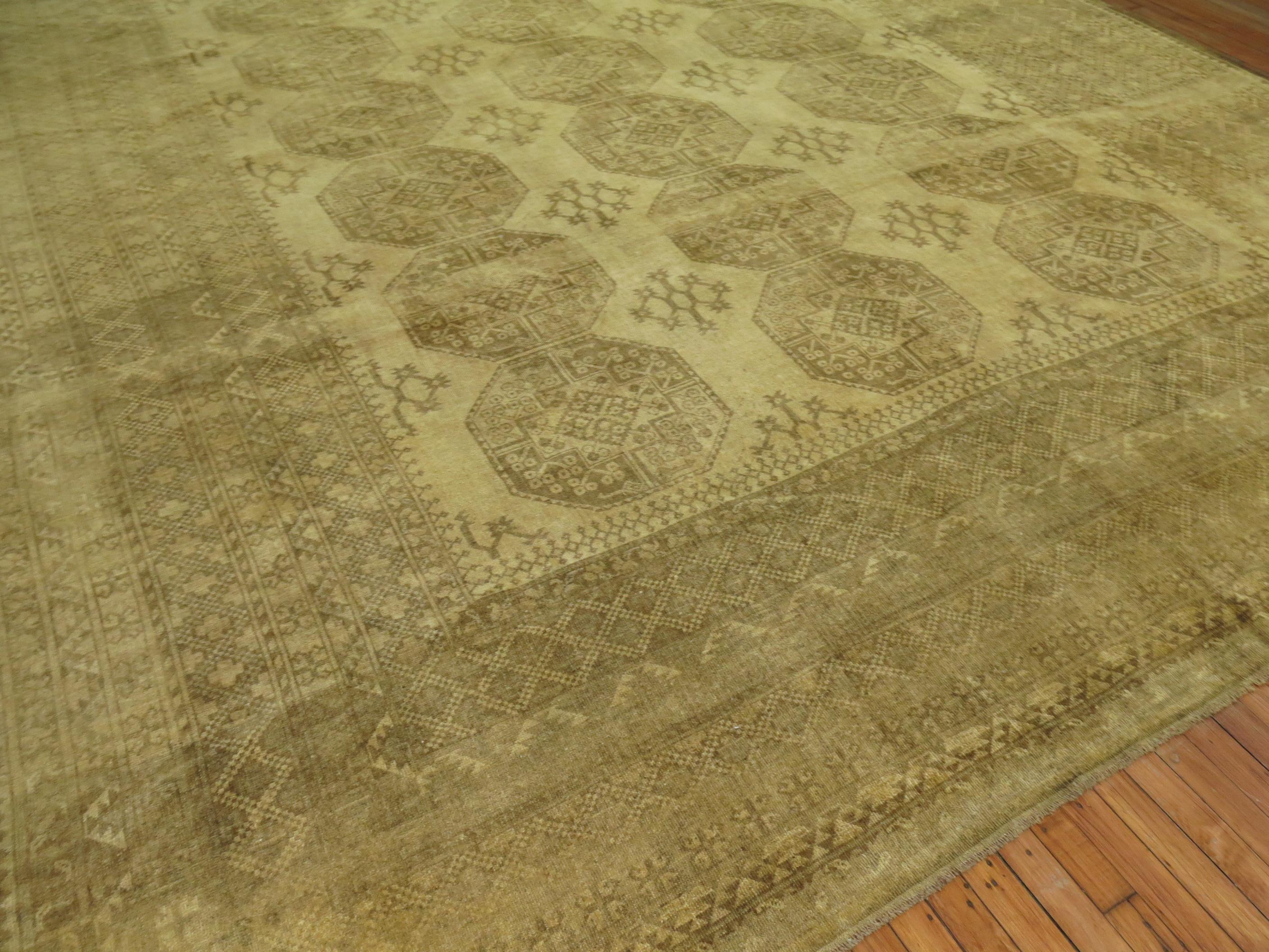 Tapis Tribal Ersari de la Collection Zabihi Jaune Beige Crème en vente 4