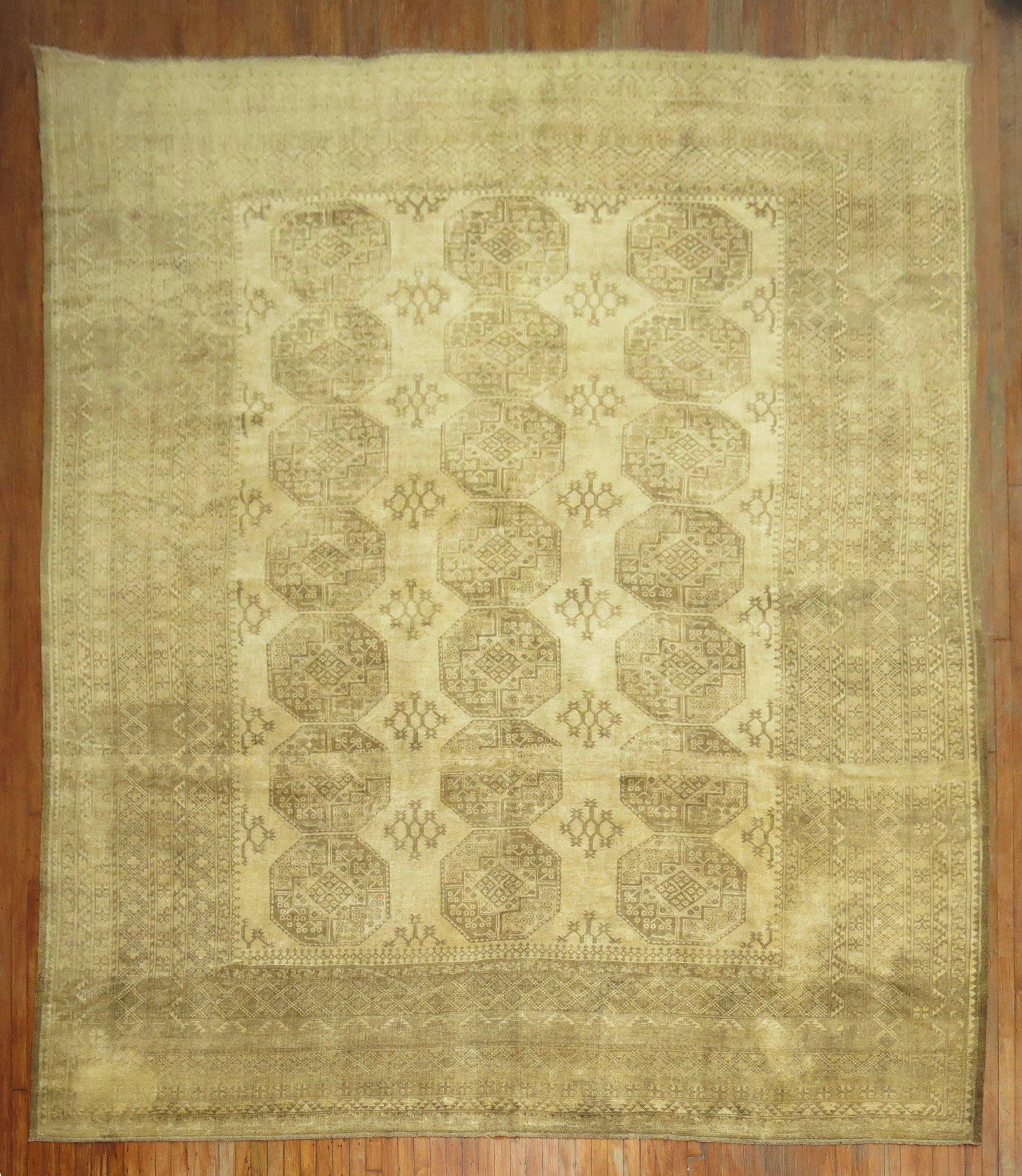 Tapis Tribal Ersari de la Collection Zabihi Jaune Beige Crème en vente 3