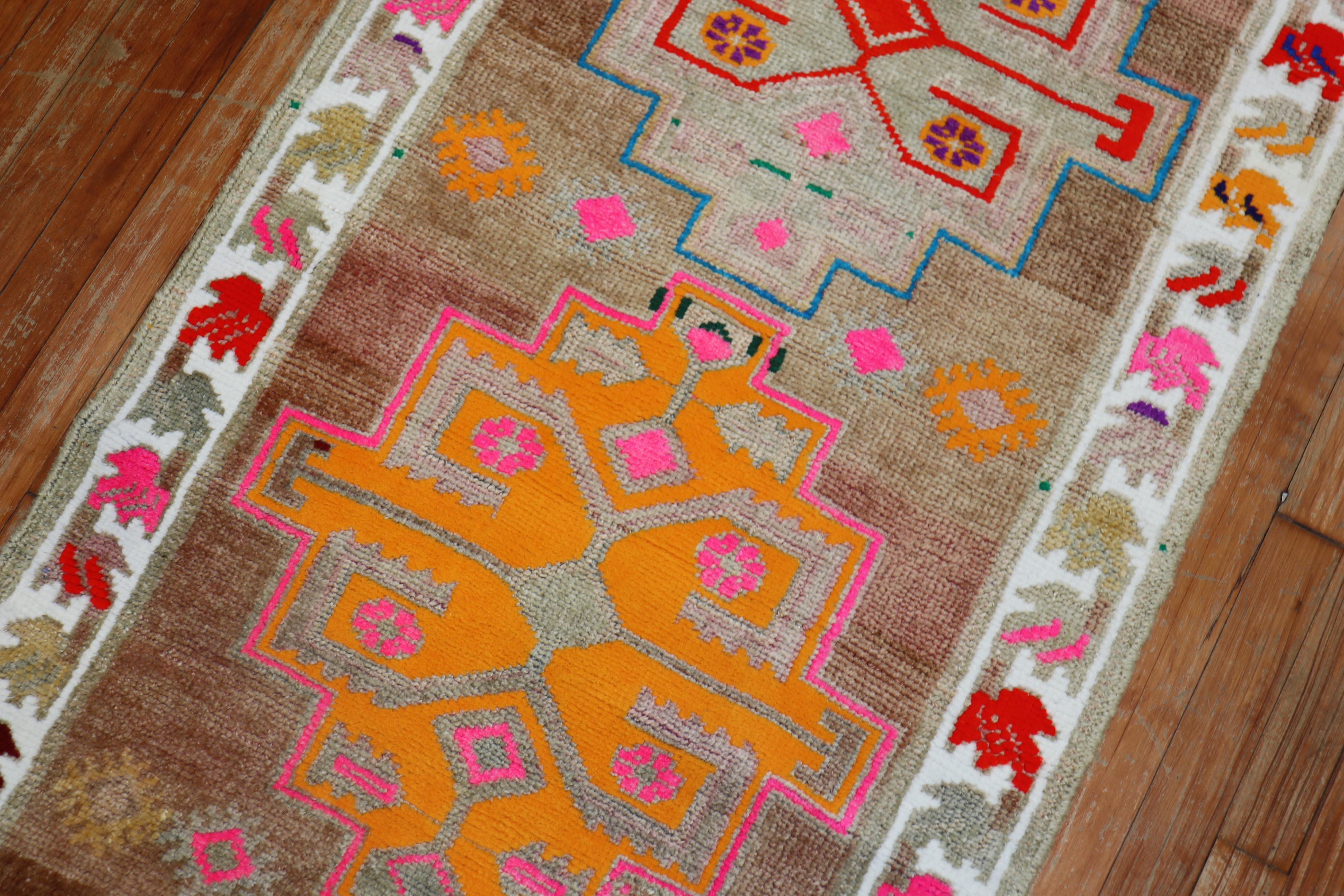 Zabihi Bunte Vintage Türkisch Anatolische Läufer (Handgewebt) im Angebot