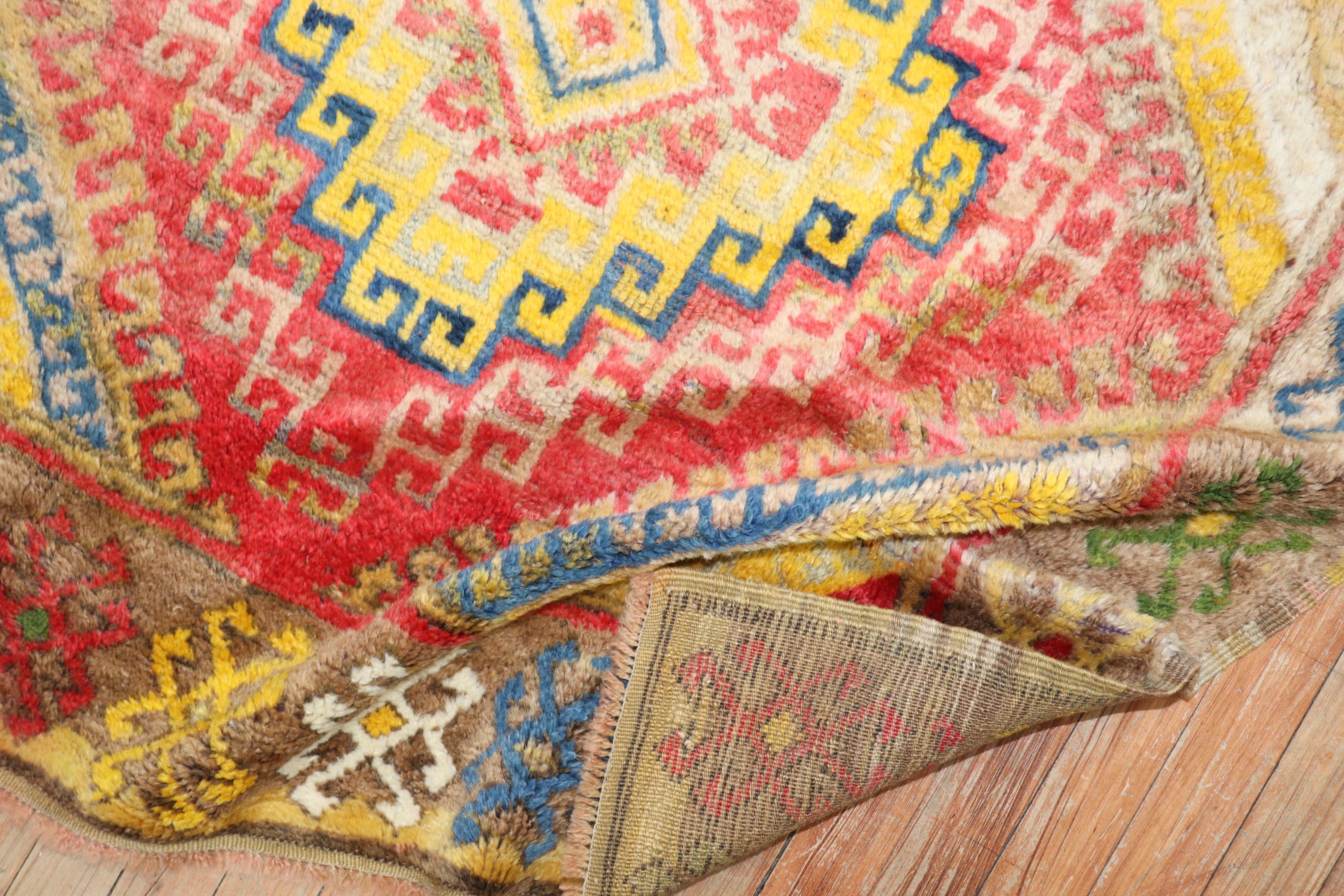 Zabihi Rug Collection Schillernder türkischer Konya-Teppich im Vintage-Stil (Handgewebt) im Angebot