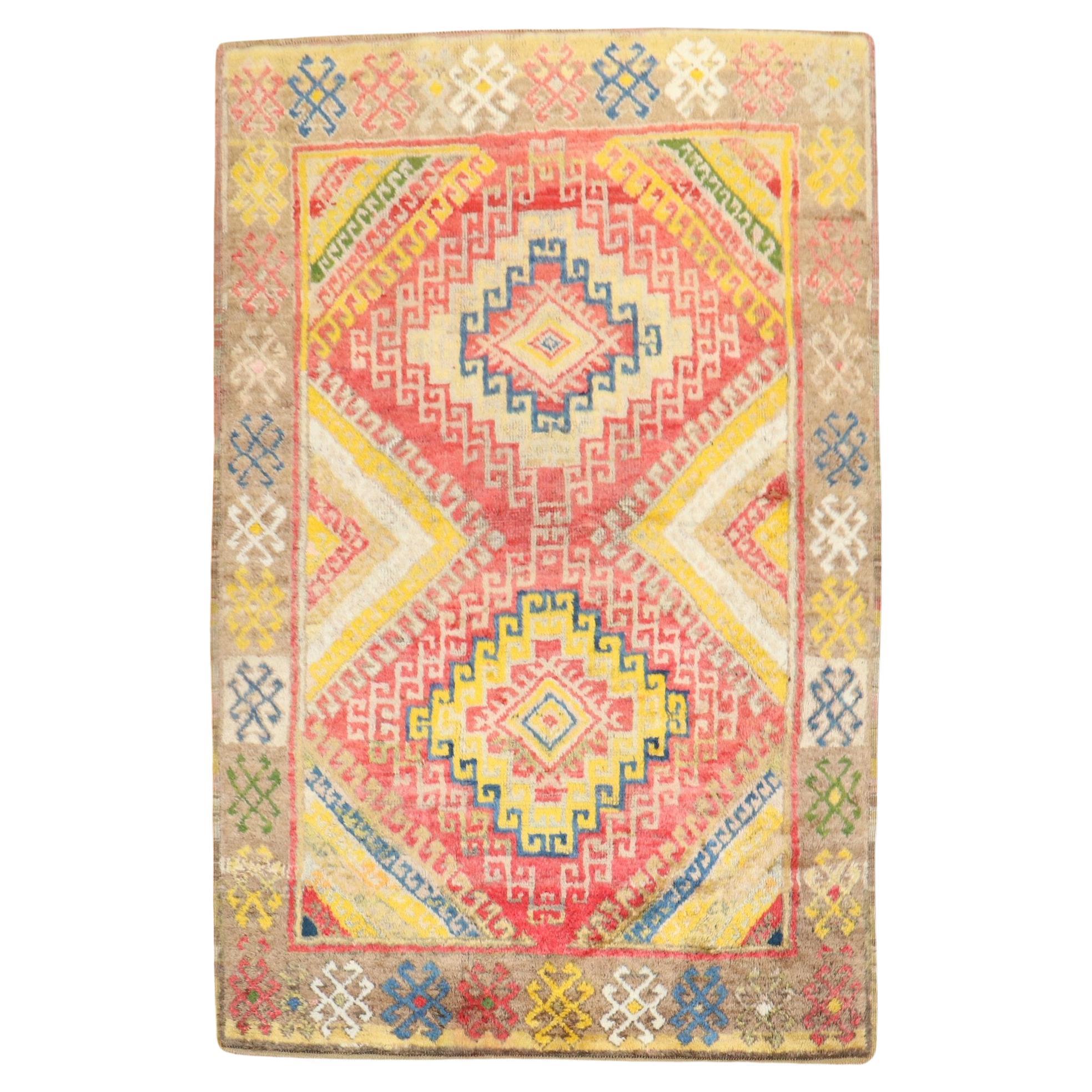 Zabihi Rug Collection Schillernder türkischer Konya-Teppich im Vintage-Stil im Angebot