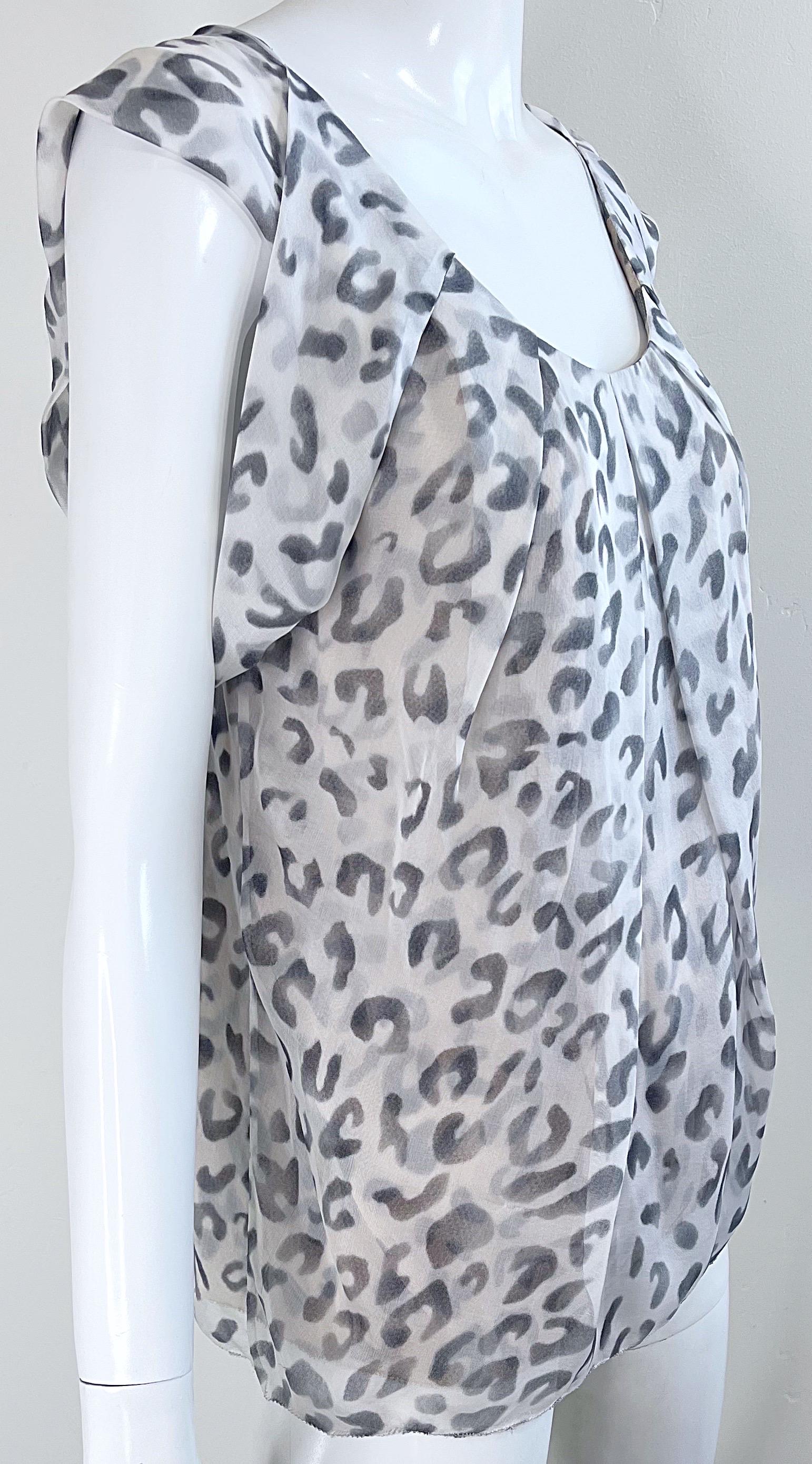 Zac Posen Spring 2009 Size 10 Snow Leopard Animal Print Silk Sleeveless Blouse For Sale 8