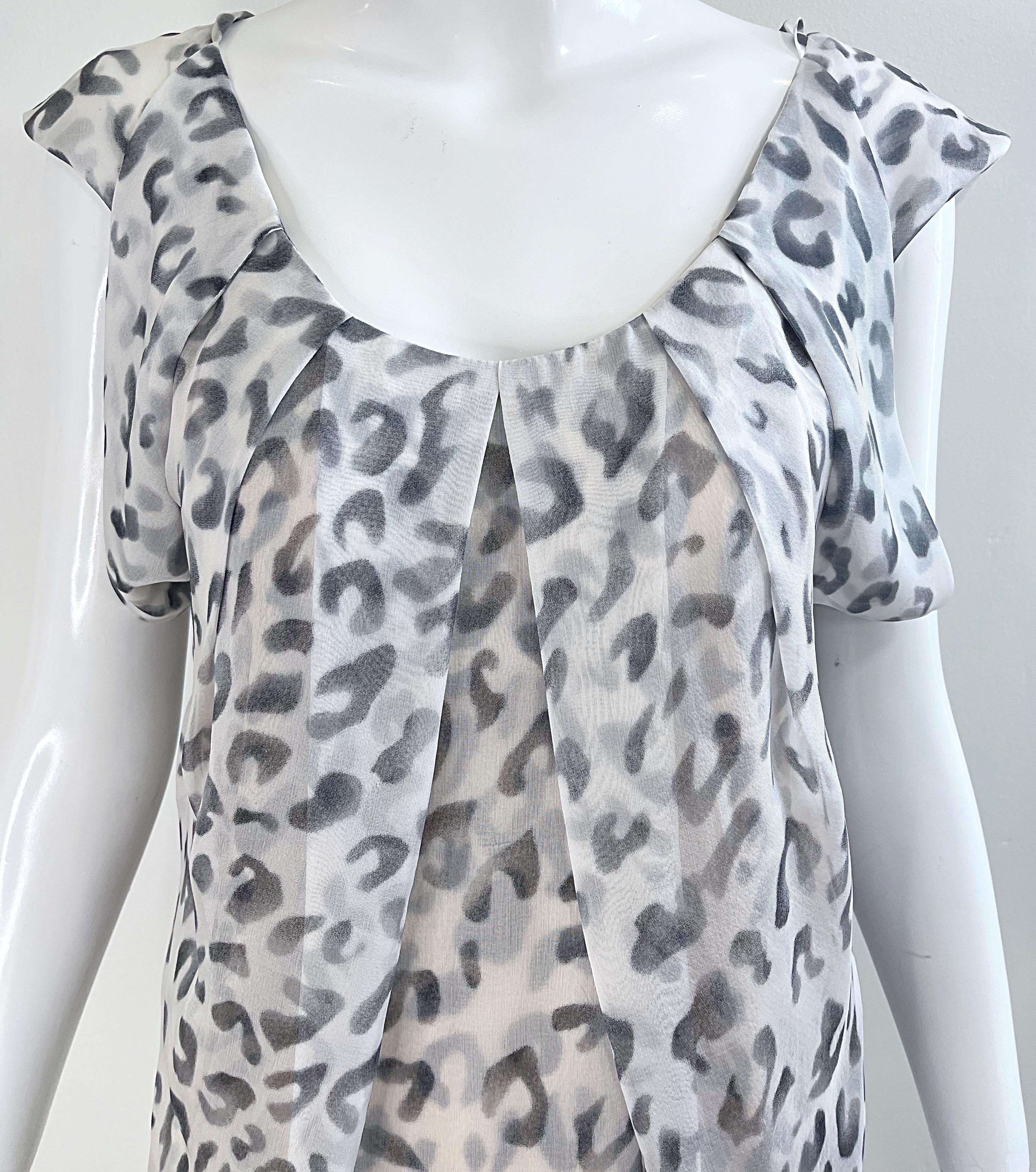 Zac Posen Spring 2009 Size 10 Snow Leopard Animal Print Silk Sleeveless Blouse For Sale 10