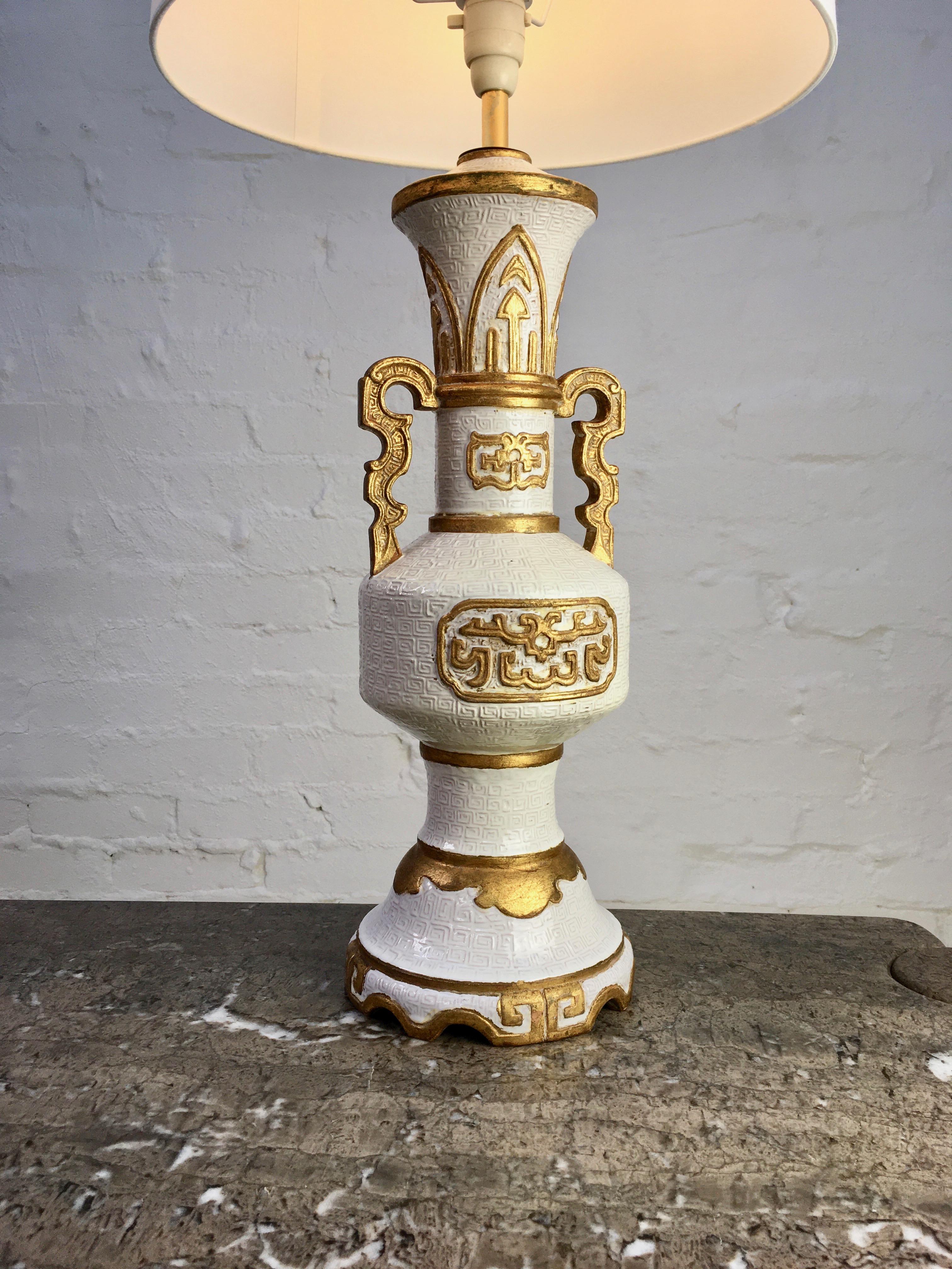 Hollywood Regency Zaccagnini Lamp in White with Gold Leaf, Italy, 1950s For Sale