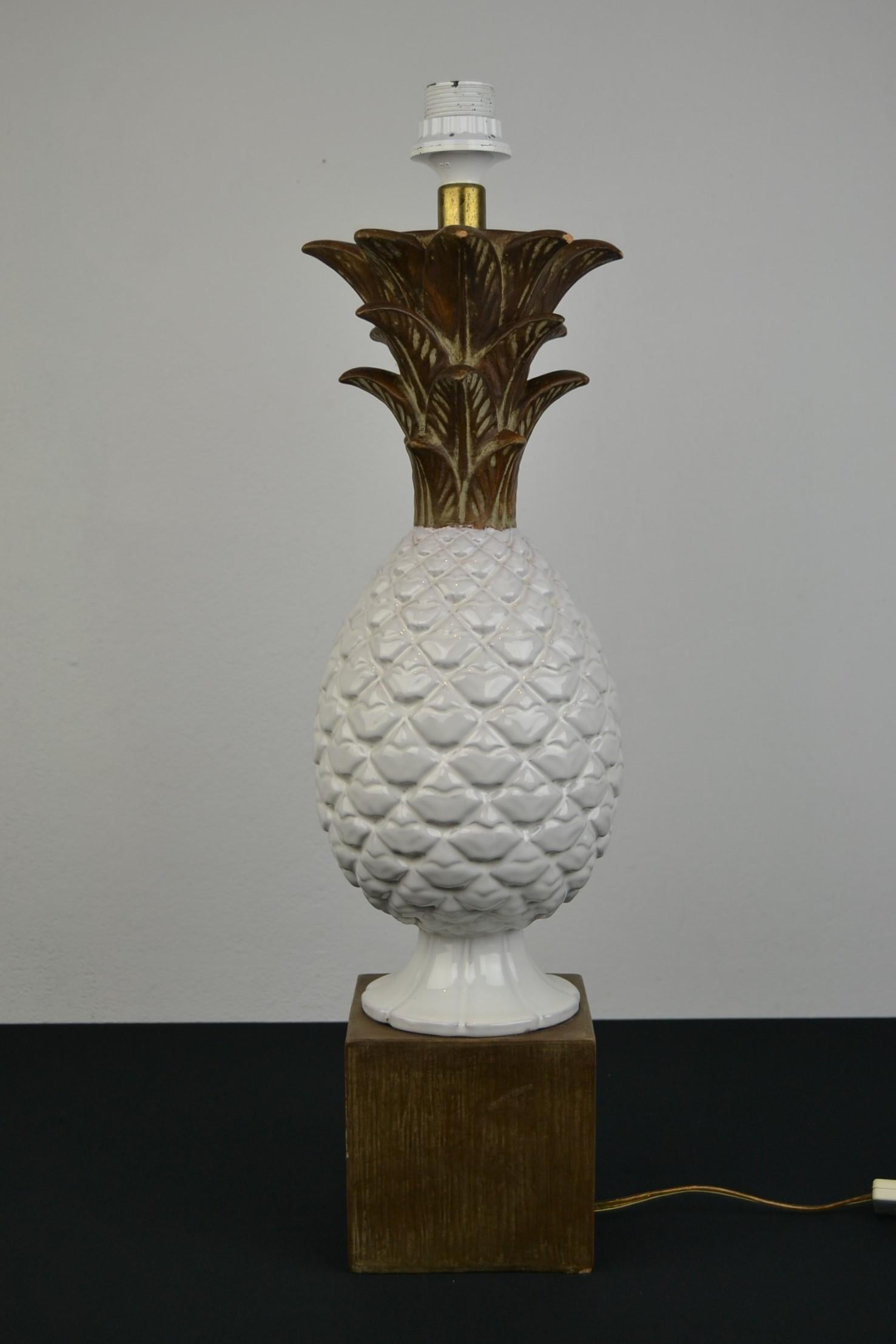 Zaccagnini Ceramic Pineapple Table Lamp, Italy, 1960s For Sale 10