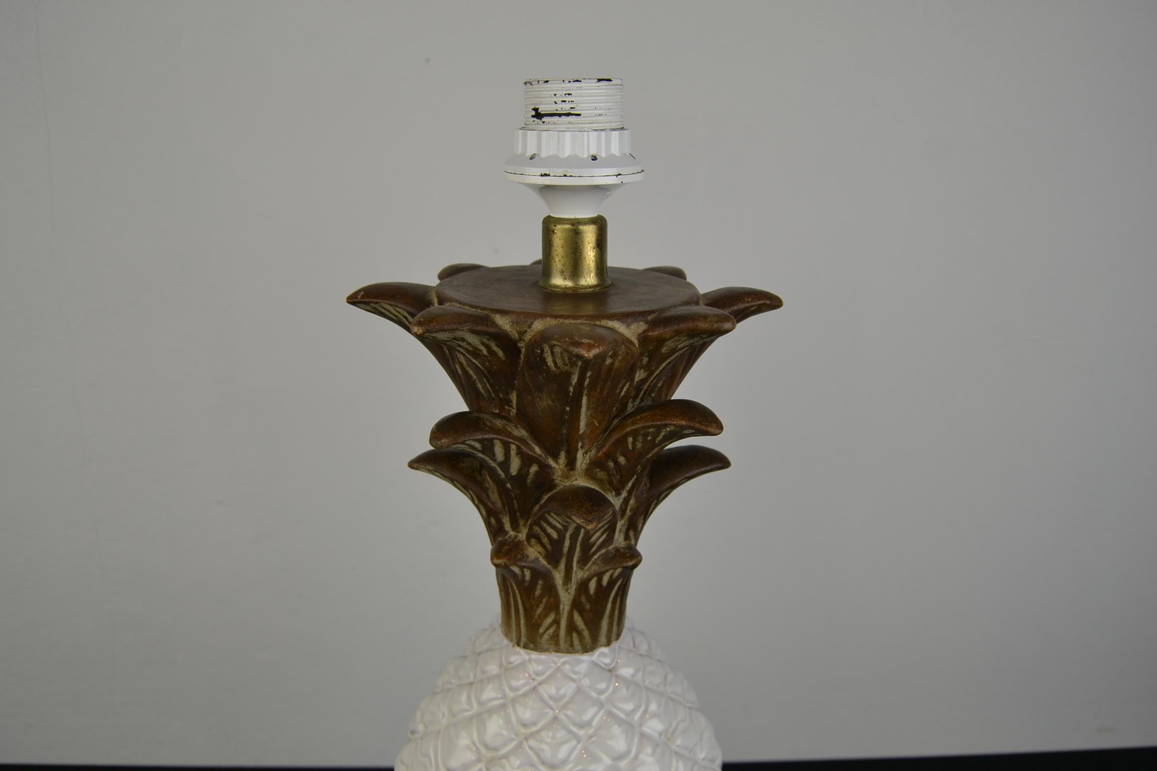 Italian Zaccagnini Ceramic Pineapple Table Lamp, Italy, 1960s For Sale