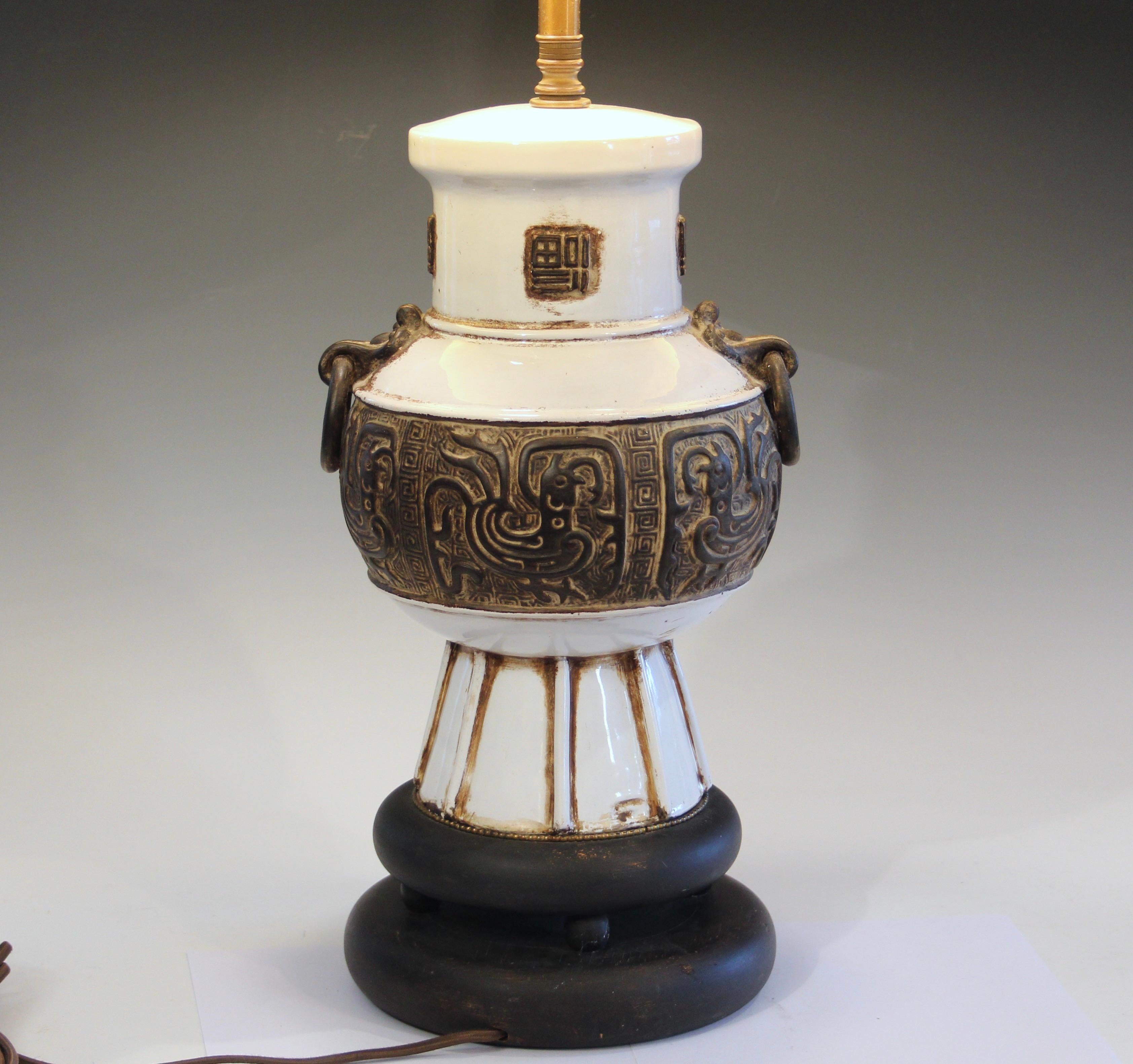 Turned Zaccagnini Pottery Marbro Italian Ming Style MCM Raymor Brown & White Lamp For Sale