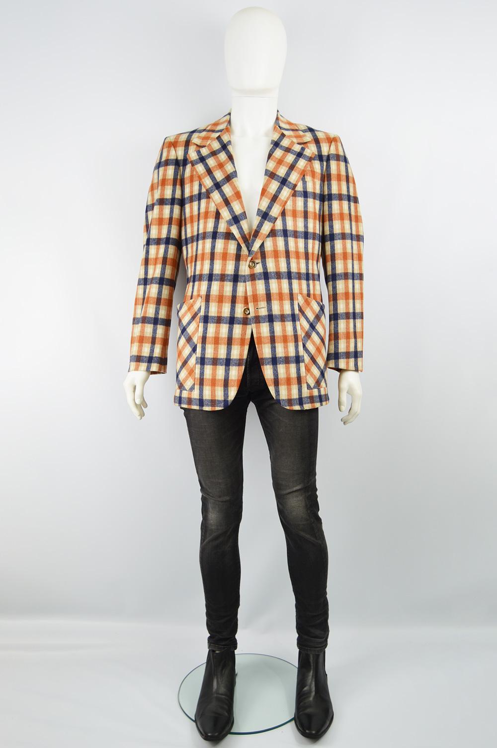 Size: Unlabelled; fits like a men's Large to XL. Please check measurements.  
Chest - 44” / 112cm
Waist - 44” / 112cm
Length (Shoulder to Hem) - 29” / 73cm
Shoulder to Shoulder - 18” / 46cm
Sleeve Pit to Cuff - 17” / 43cm
Sleeve Shoulder to Cuff -