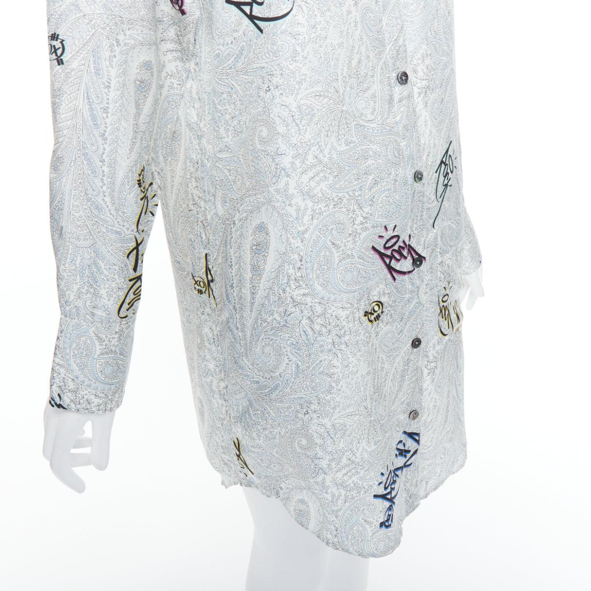 ZADIG VOLTAIRE 100% Seide Paisley Rock gedruckt Knopf unten Hemd Kleid XS
Referenz: ALCU/A00005
Marke: Zadig Voltaire
MATERIAL: Seide
Farbe: Creme, Multicolour
Muster: Graffiti
Verschluss: Knopf
Hergestellt in: China

ZUSTAND:
Zustand: