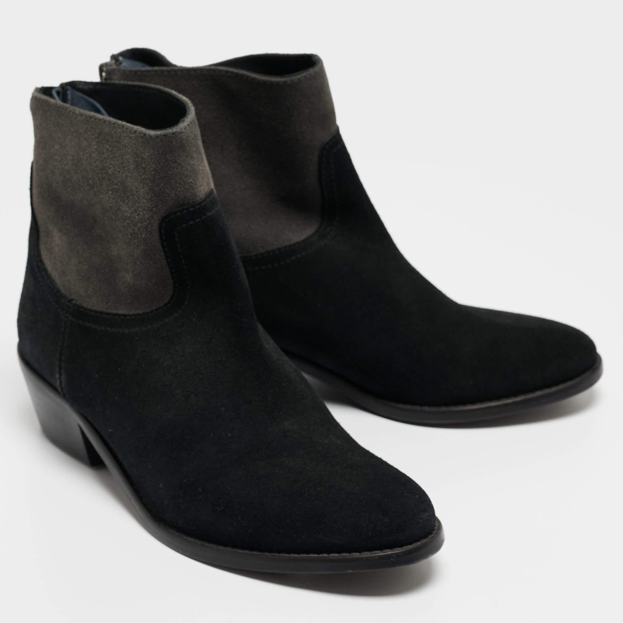 Zadig & Voltaire Black/Grey Suede Teddy Ankle Boots Size 37 In Excellent Condition For Sale In Dubai, Al Qouz 2