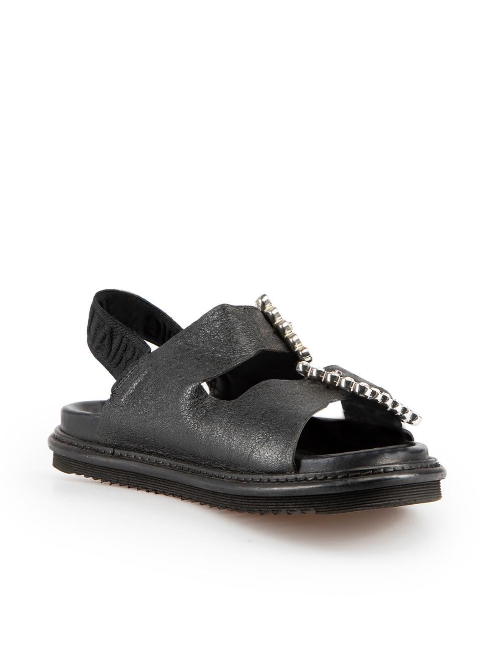 CONDITION is Very good. Minimal wear to shoes is evident. Minimal wear to the foot beds with general creasing of the leather on this used Zadig & Voltaire designer resale item.
 
 Details
 Black
 Leather
 Sandals
 Open toe
 Embellished buckles
