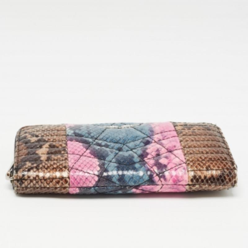 Cartera continental con cremallera multicolor Zadig & Voltaire en Bueno estado para la venta en Dubai, Al Qouz 2