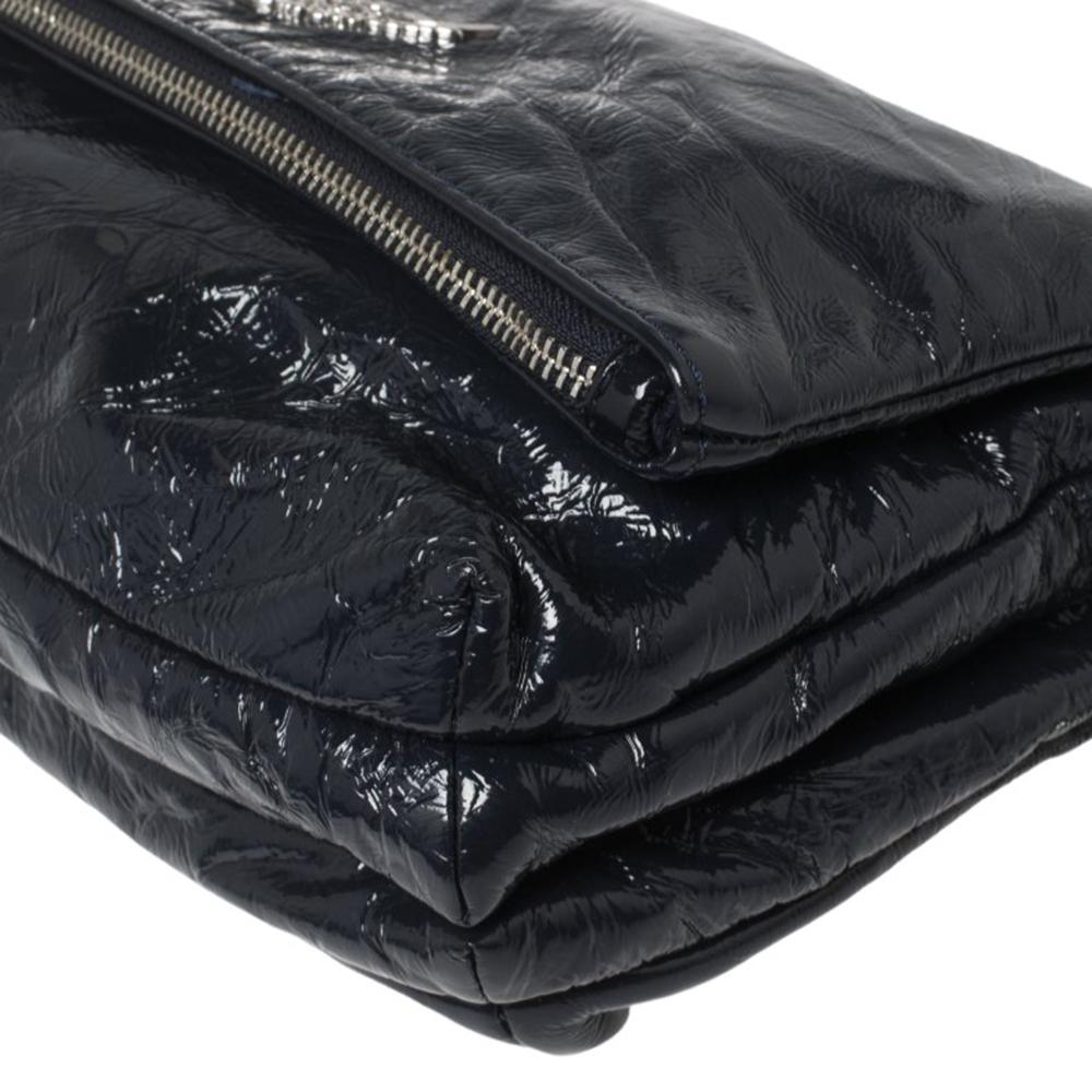 Zadig & Voltaire Navy Blue Crackled Patent Leather Rock Shoulder Bag In Good Condition In Dubai, Al Qouz 2