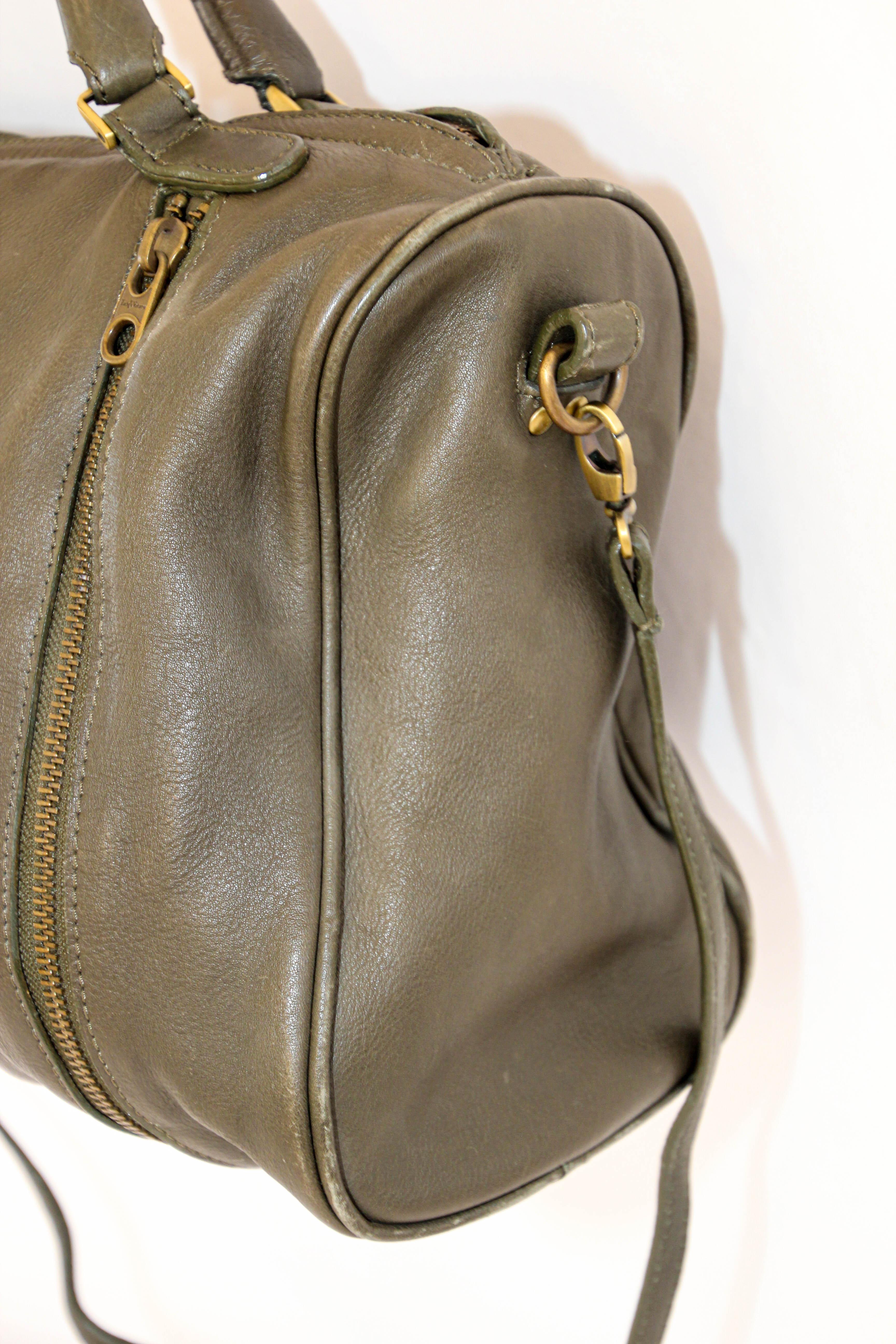 Women's or Men's Zadig & Voltaire Sunny Leather Medium Tote Handbag For Sale