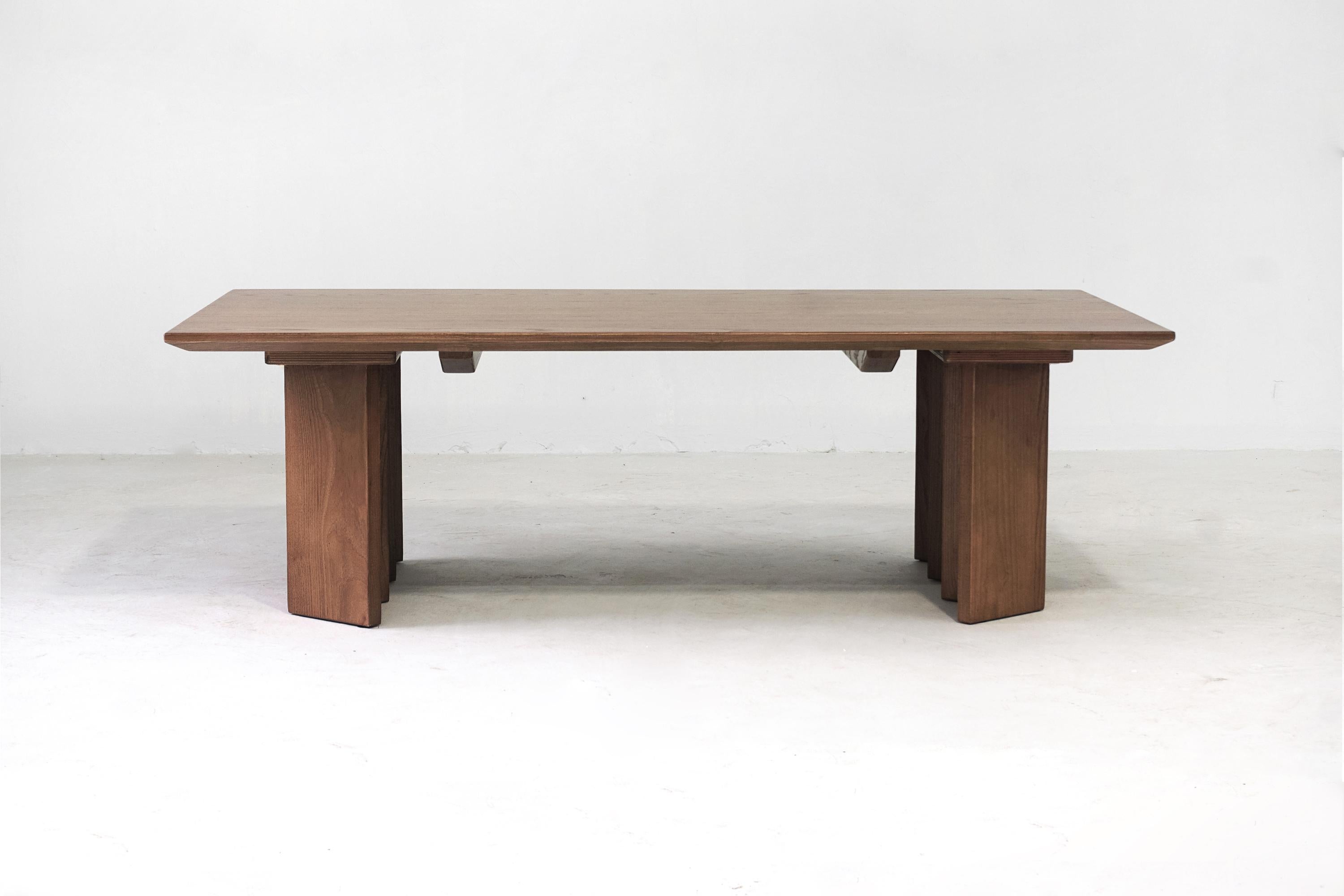 Zafal Coffee Table in Sienna, Minimalist Coffee Table In New Condition For Sale In San Jose, CA