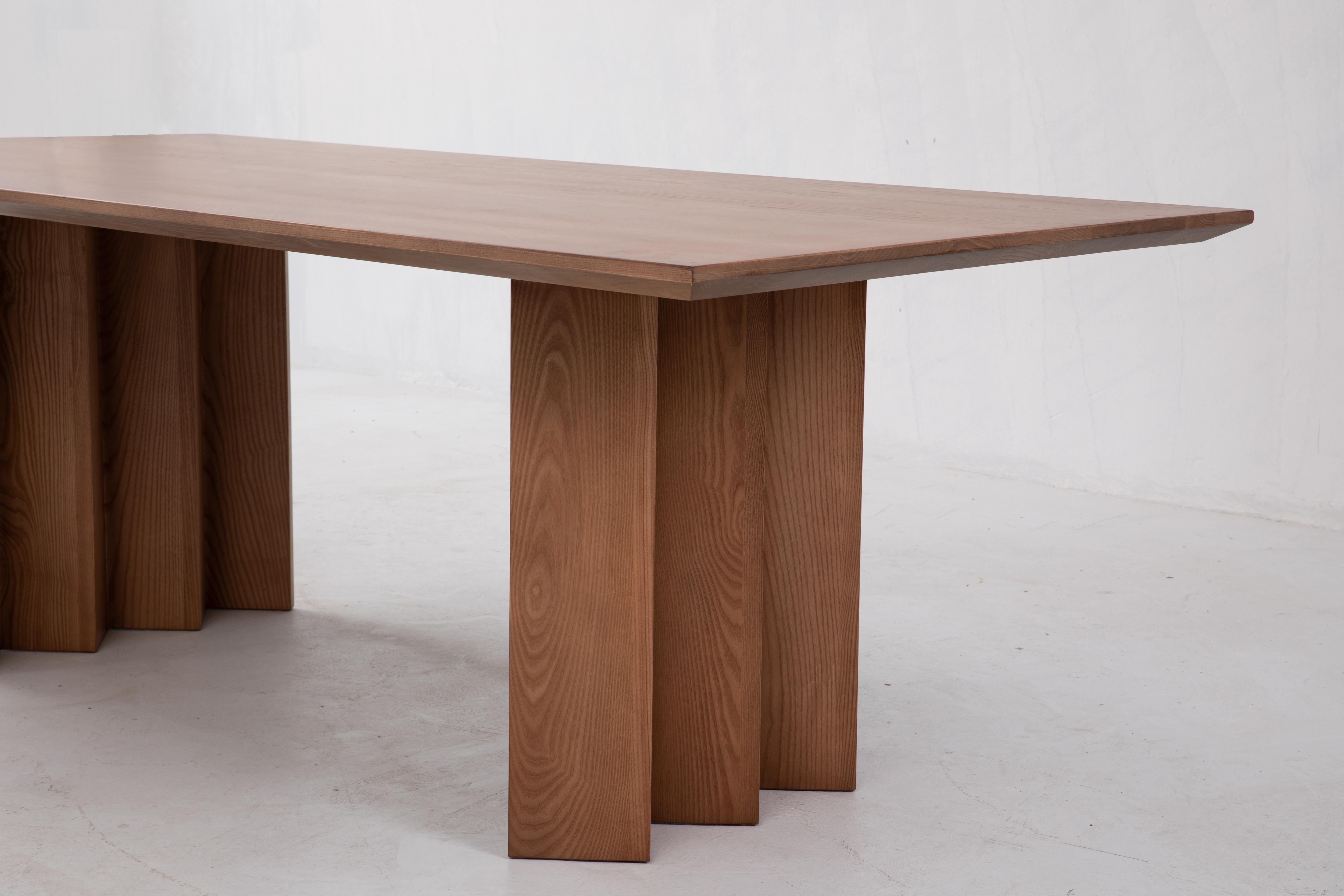 Zafal Esstisch 84, Siena, minimalistischer Esstisch aus Holz (Minimalistisch) im Angebot