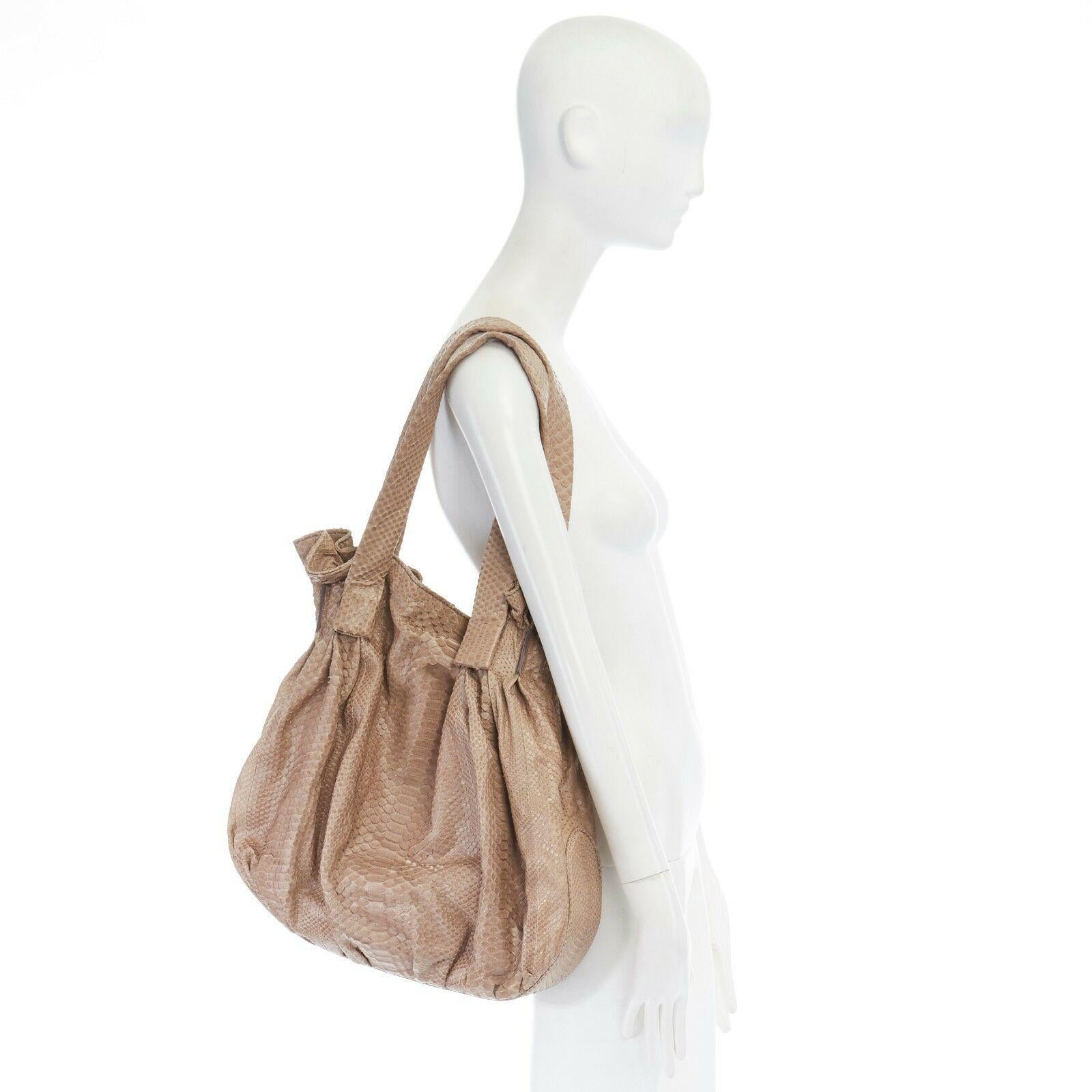 ZAGLIANI brown scaled leather rusched dumpling large shoulder hobo bag
Brand: Zagliani
Model Name / Style: Hobo bag
Material: Leather
Color: Brown
Pattern: Solid
Extra Detail: Magnetic top closure.
Made in: Italy

CONDITION: 
Condition: Good, this