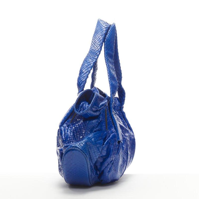 ZAGLIANI cobalt blue scaled leather dumpling top handle bag In Excellent Condition For Sale In Hong Kong, NT