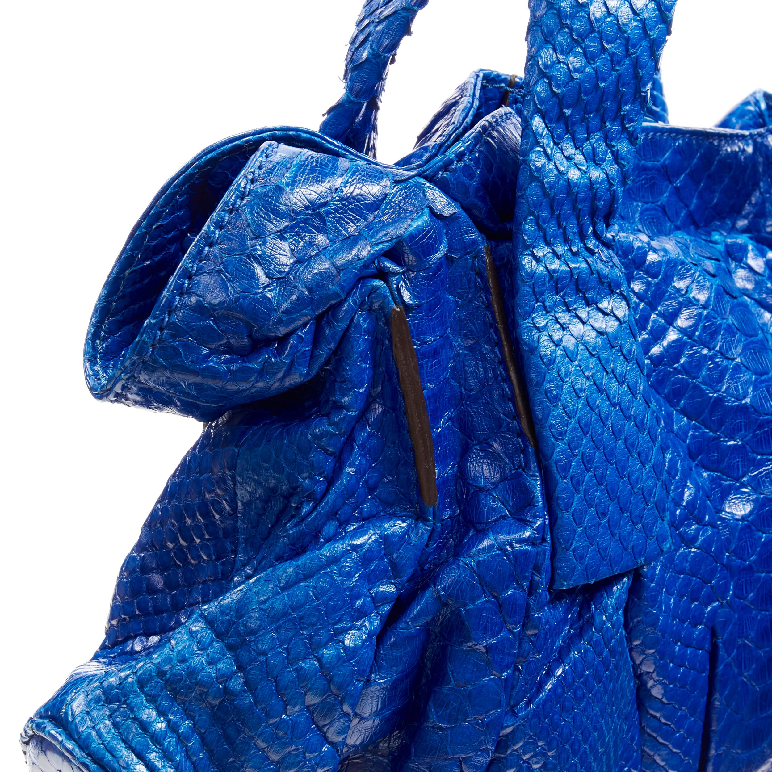 ZAGLIANI cobalt blue scaled leather dumpling top handle bag In Excellent Condition For Sale In Hong Kong, NT