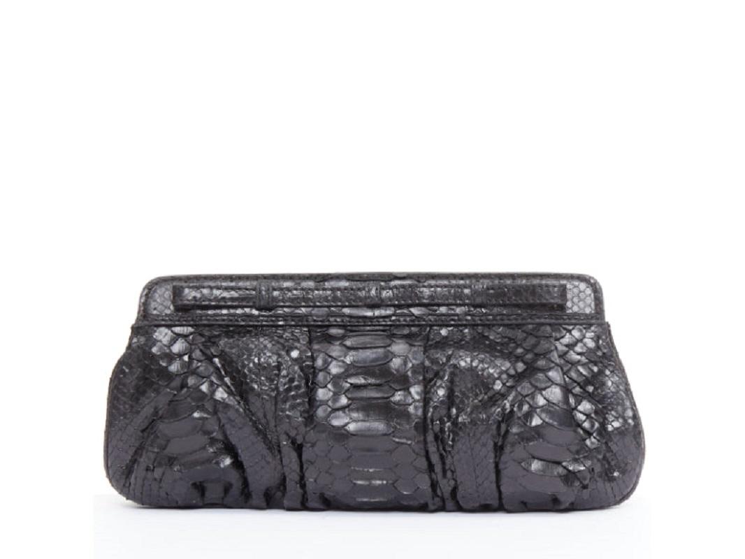 ZAGLIANI glossy black scaled leather framed turnlock evening clutch bag Damen im Angebot