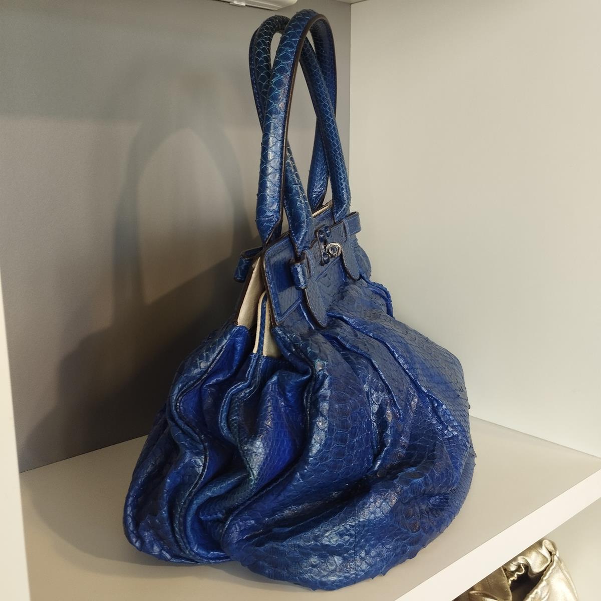 Zagliani Italia Bolso Pitón Eléctrico Azul en Excelente estado para la venta en Gazzaniga (BG), IT