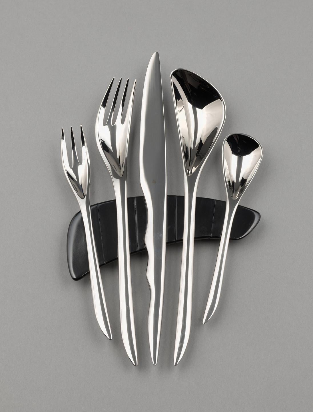 XXIe siècle et contemporain Zaha Hadid x WMF - Set de couverts 5 pièces dans un coffret de présentation - acier inoxydable en vente