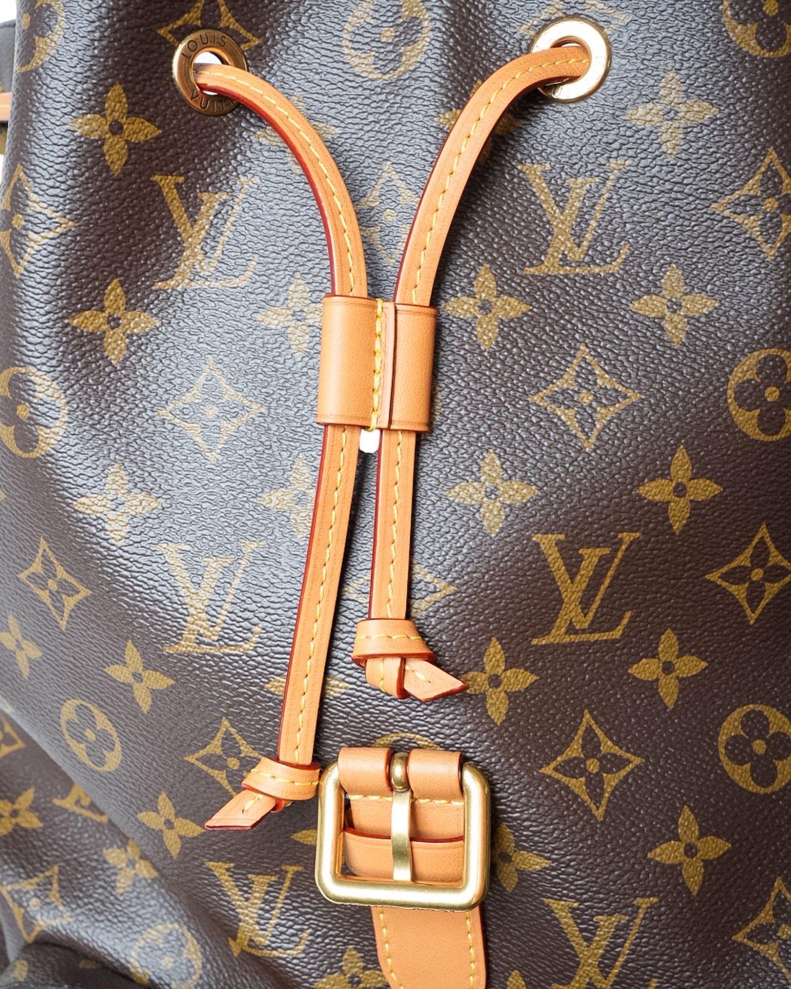 Women's Zaino Louis Vuitton Trio MM Monogram For Sale