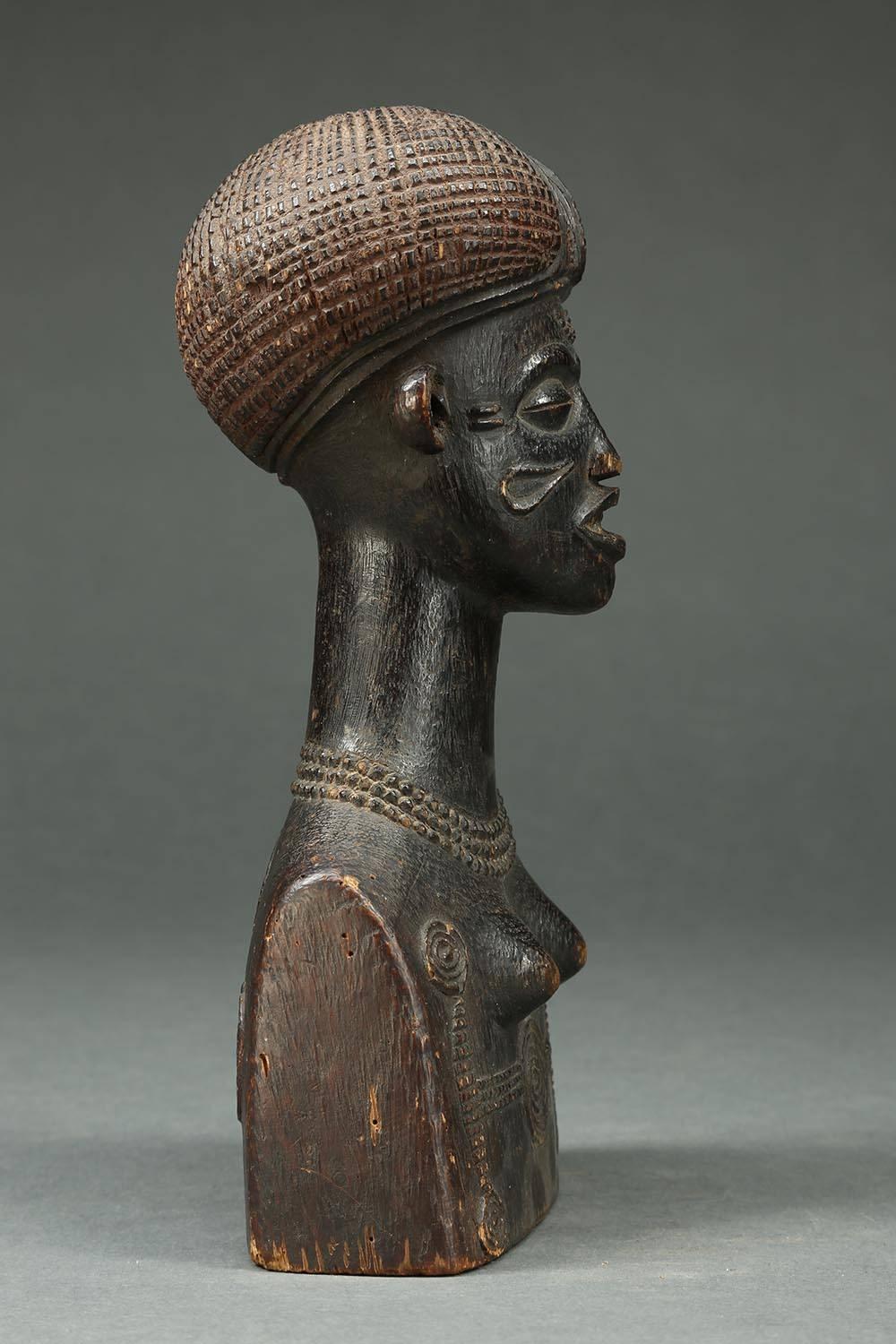 Wood Zaire Chokwe Tribal Female Bust with Scarifications and Finely Carved Hair