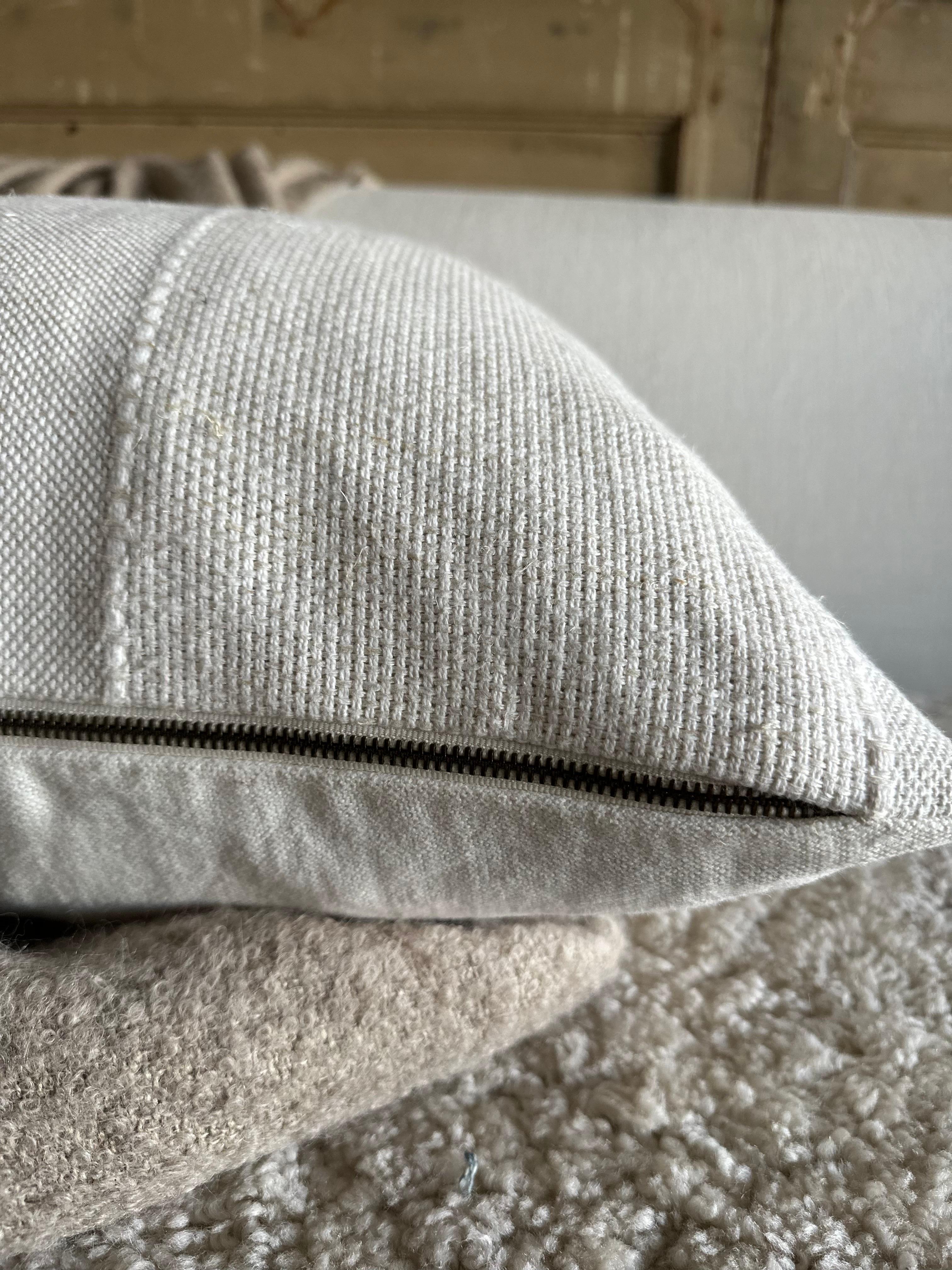 Cotton ZAK + FOX Linen Pillow with Down Insert For Sale
