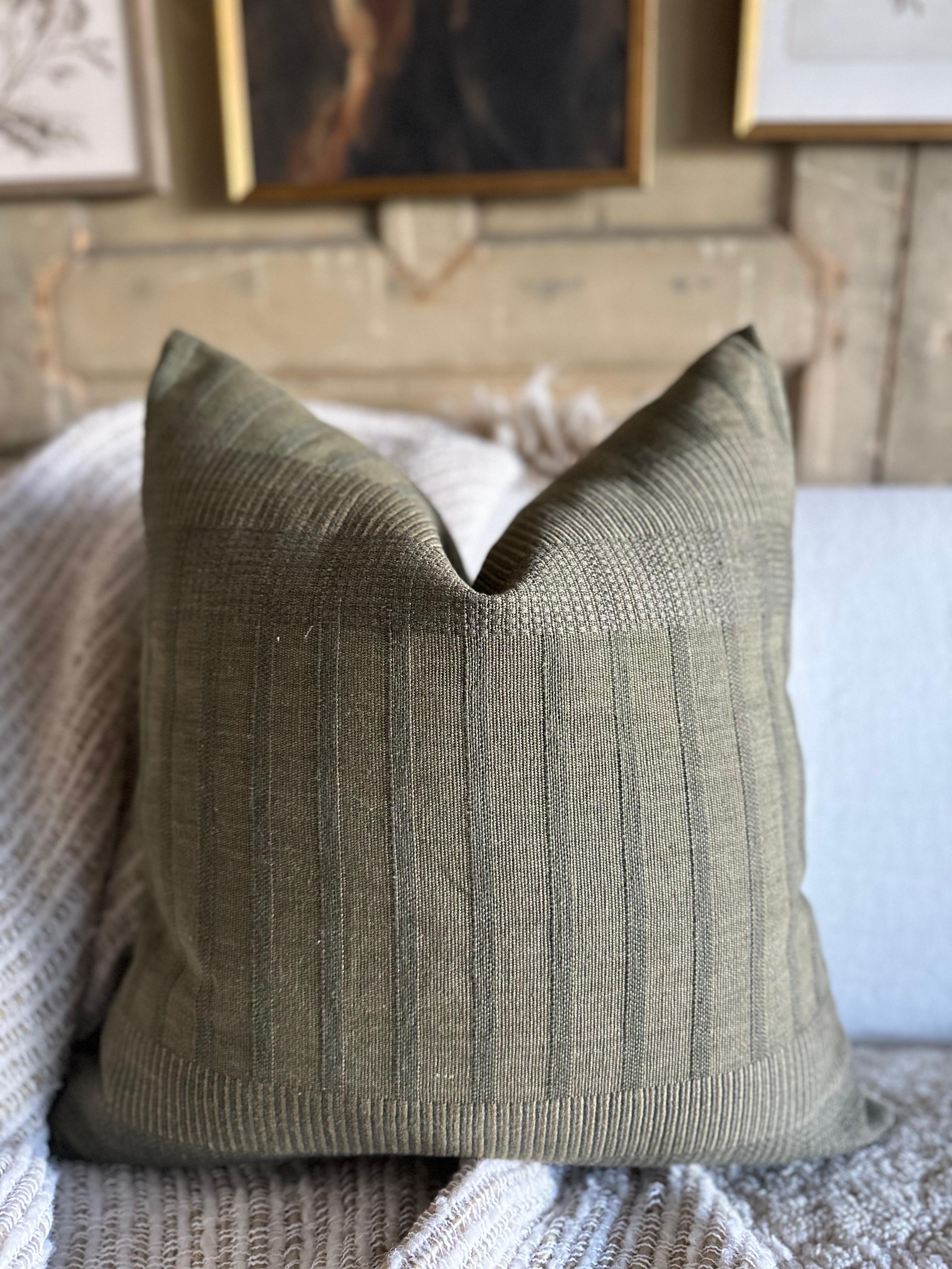 ZAK + FOX Linen Pillow with Down Insert In Olive Green In New Condition For Sale In Brea, CA