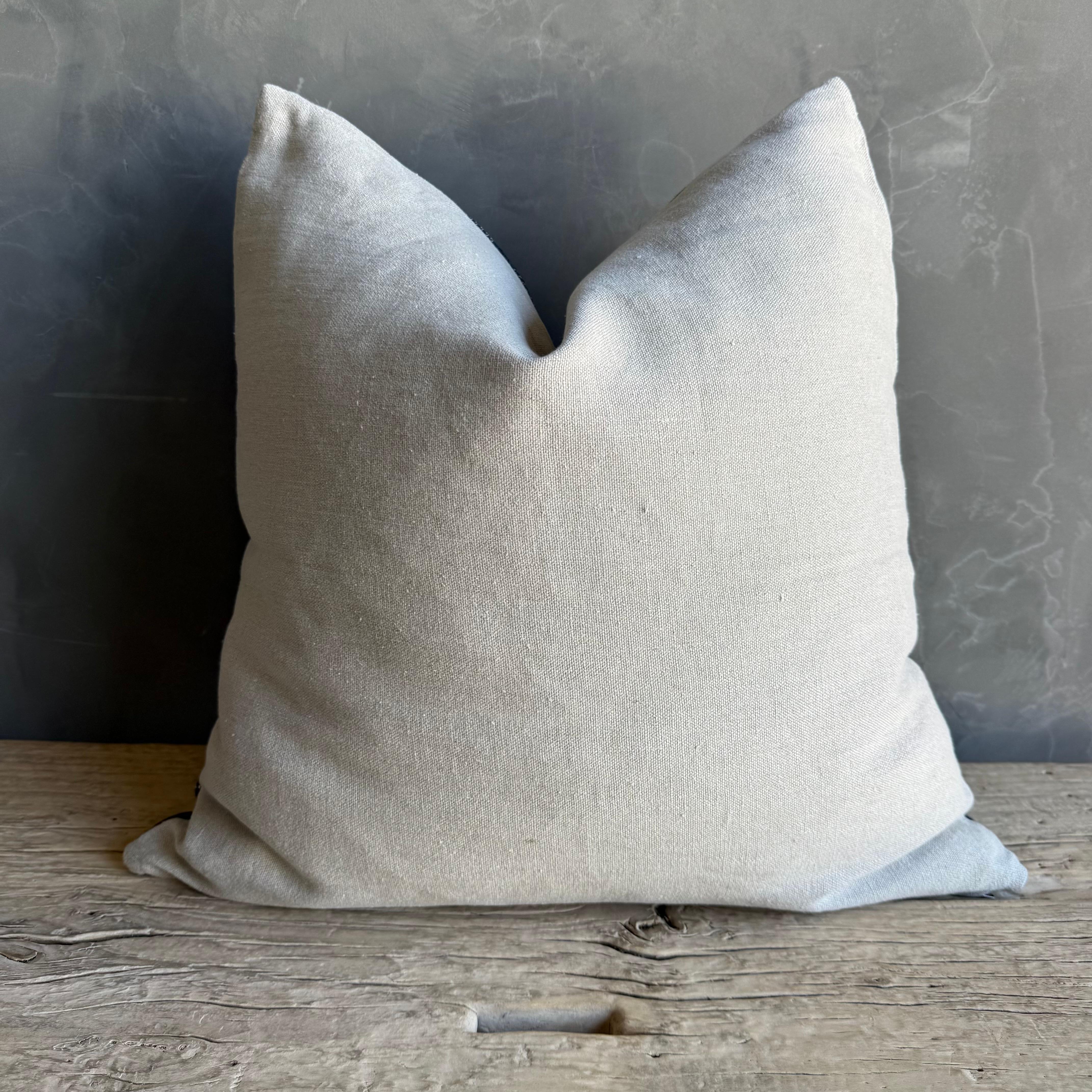 Zak & Fox - Oreiller d'appoint en lin tissé avec garniture en duvet en vente 2