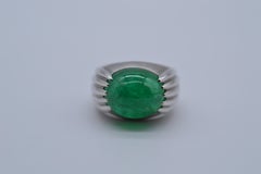 Bague en émeraude cabochon de Zambie de 10,42 carats, non portée