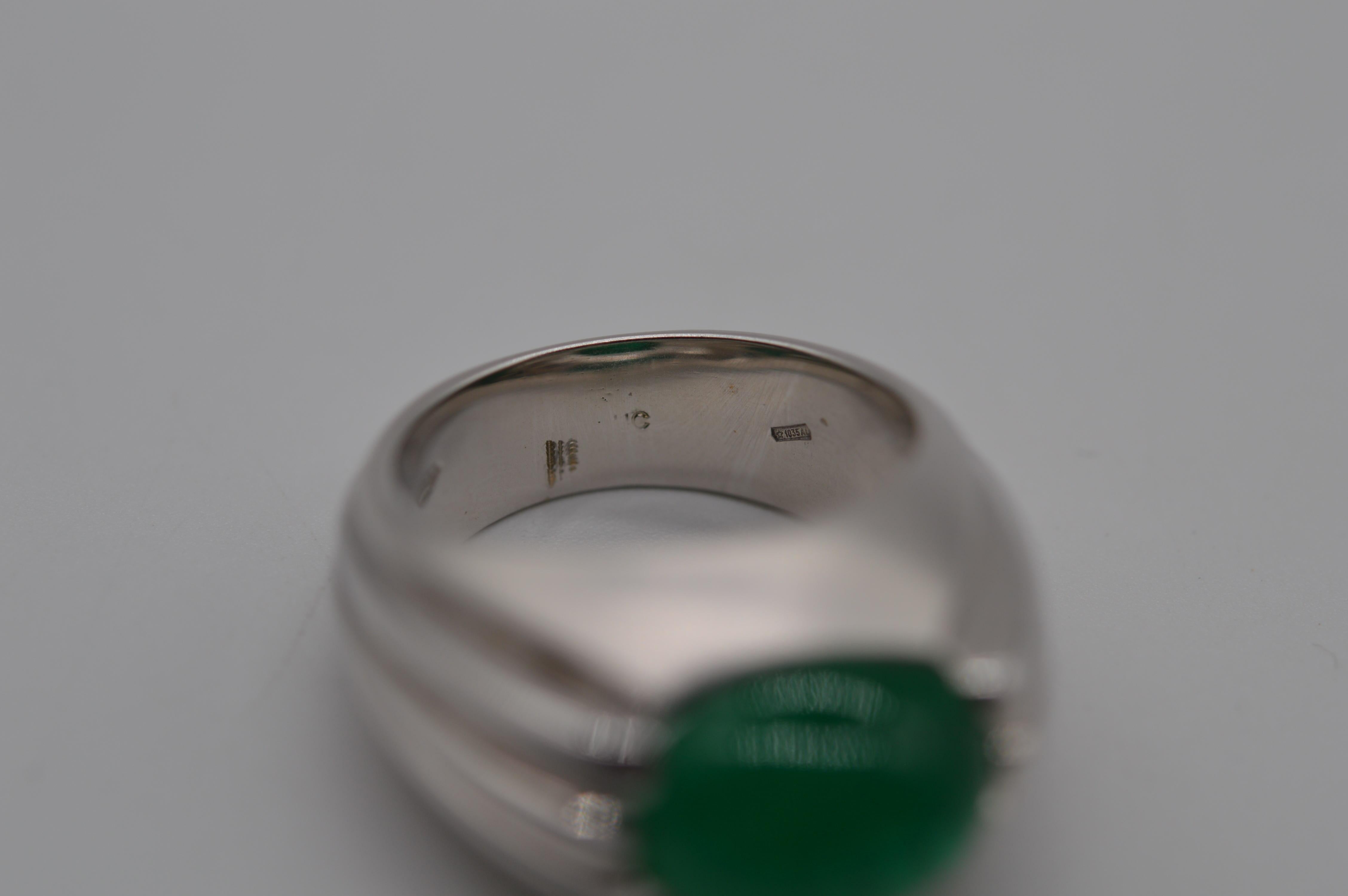 Zambian Cabochon Emerald Ring 7.25 Carats Unworn For Sale 2