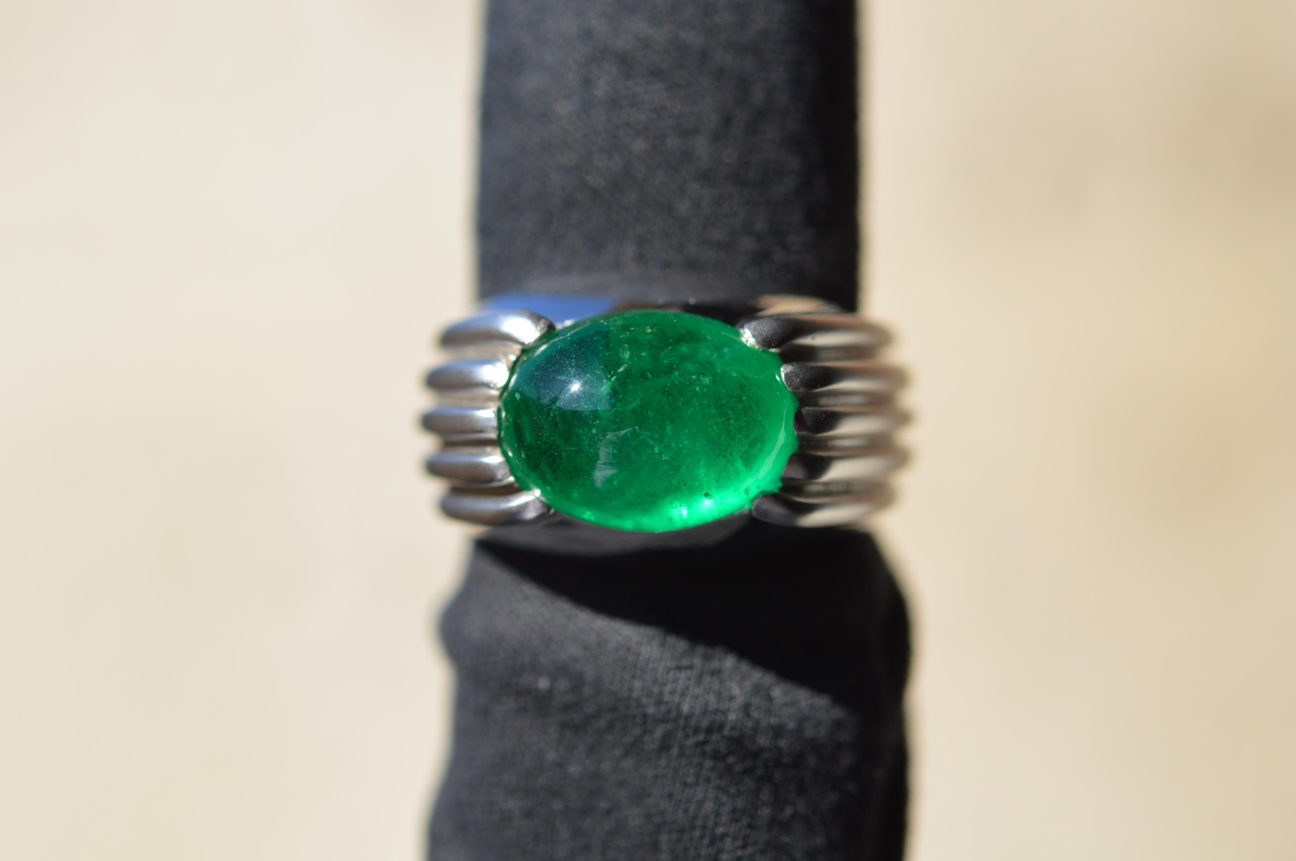 Zambian Cabochon Emerald Ring 7.82 Carats Unworn For Sale 3