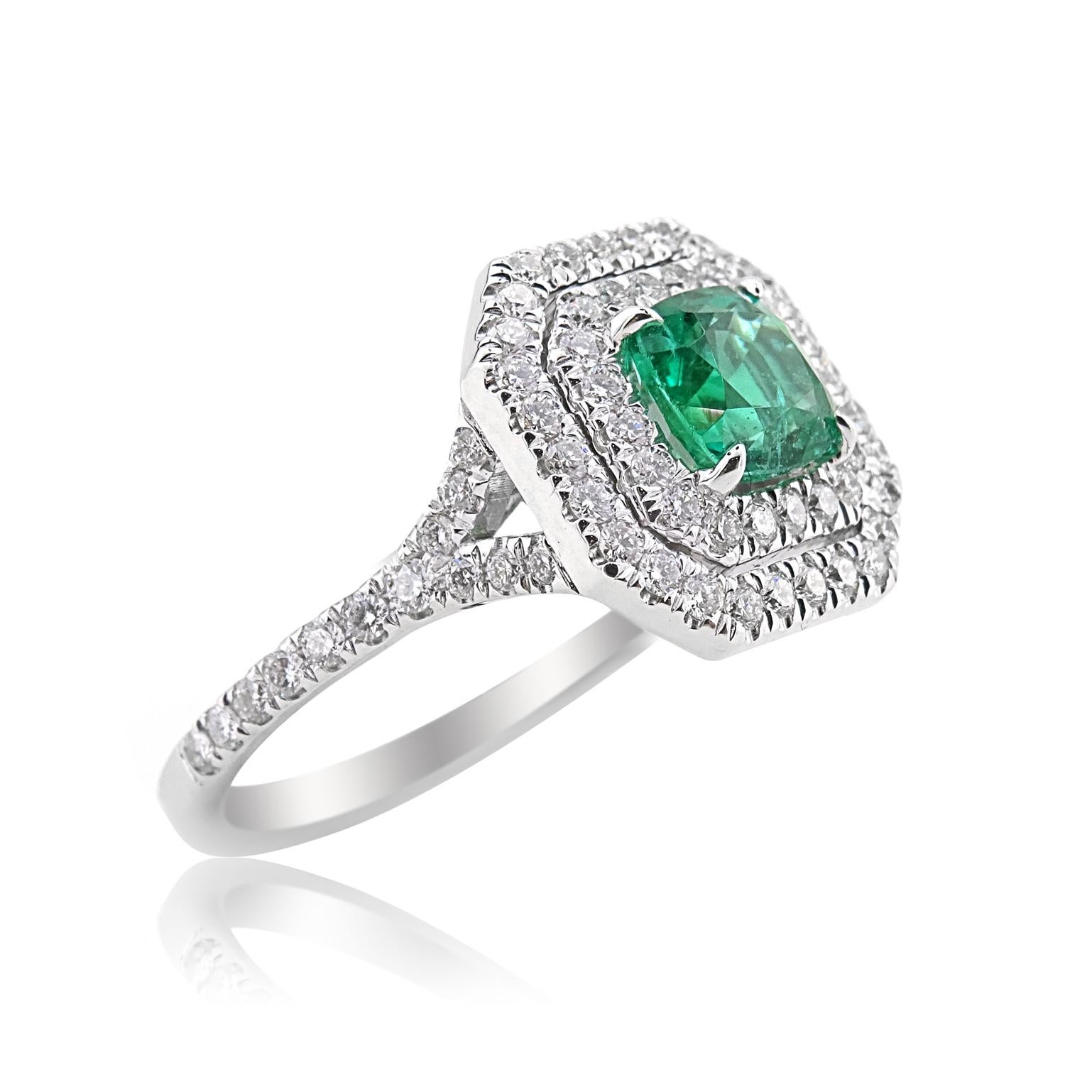 ZAMBIAN EMERALD AND DIAMOND RING - 1.60 CT


Set in 18KT White gold


Total emerald weight: 1.00 ct
[ 1 stone ]
Color: Green
Origin: Zambia

Total diamond weight: 0.60 ct
Color: G-H
Clarity: VS

Total ring weight: 5.51 grams