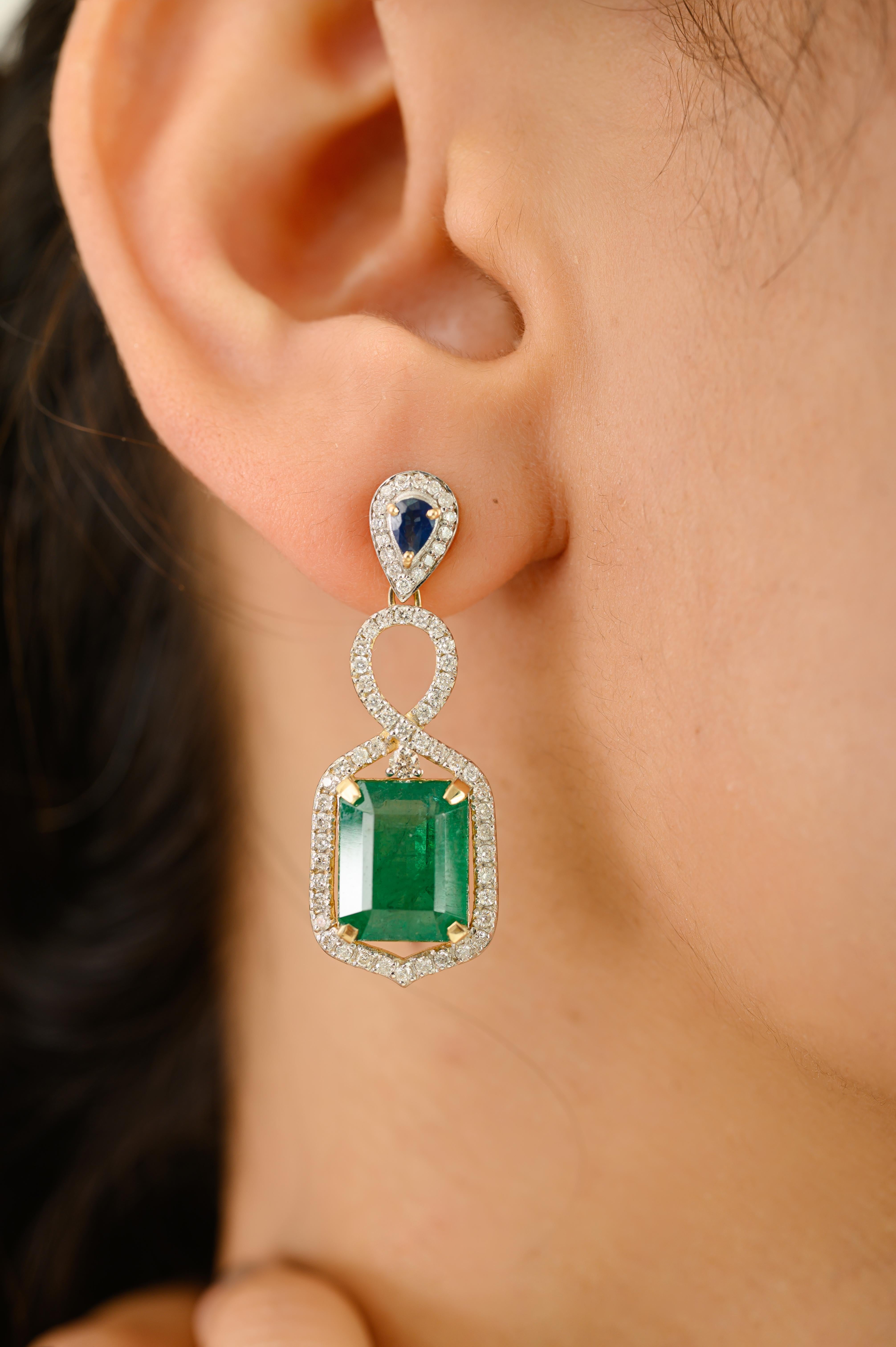 Donna Zambian Emerald and Sapphire Drop Earrings in 14k Gold with Diamond Halo Accents in vendita